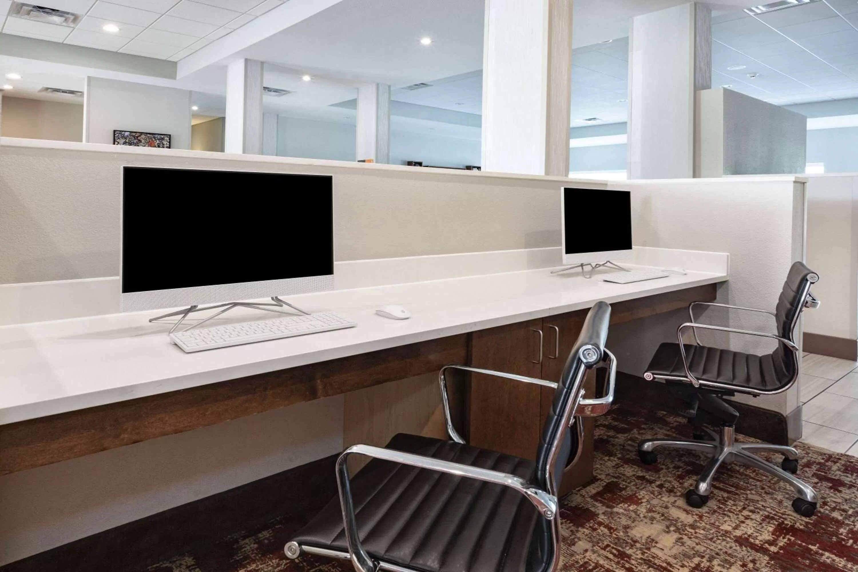 Business facilities in La Quinta Inn & Suites by Wyndham Jackson-Cape Girardeau