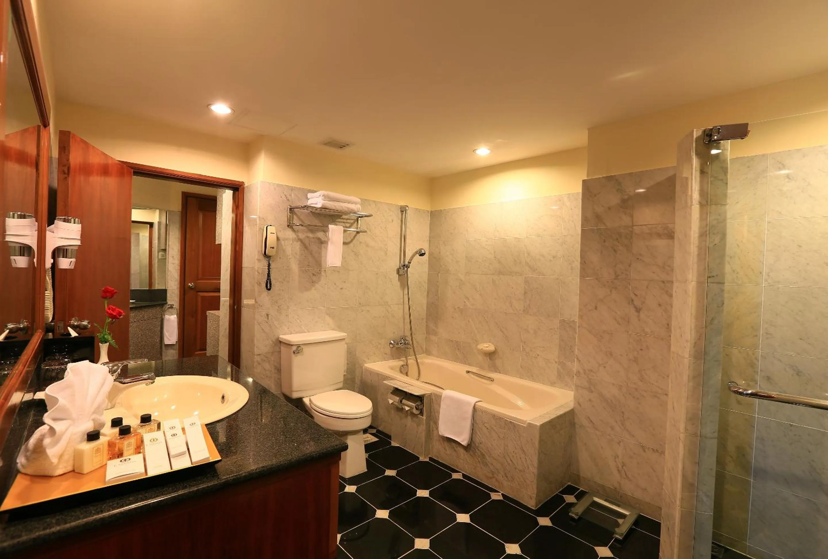 Bathroom in Ramana Saigon Hotel