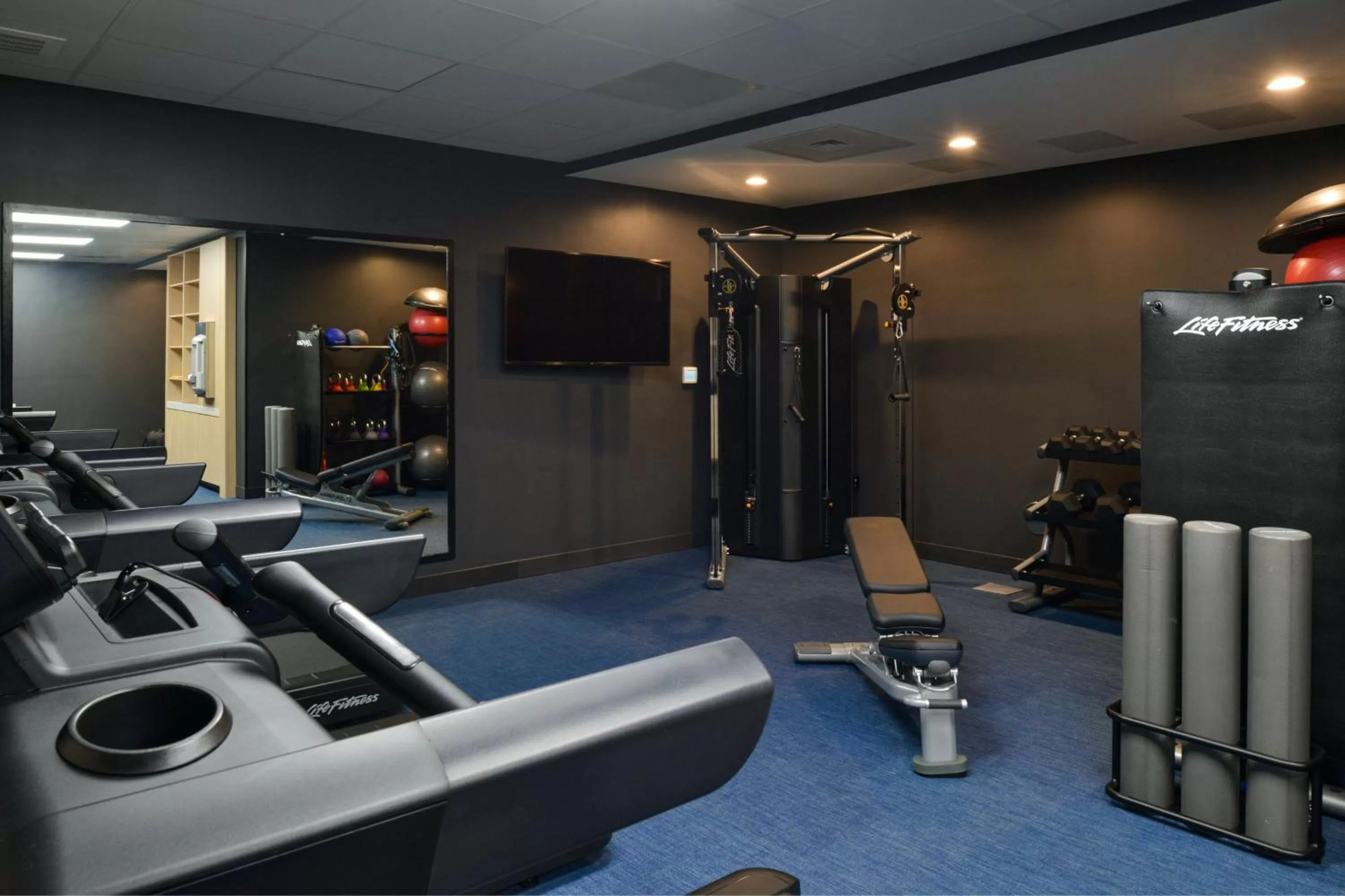Fitness centre/facilities in TownePlace Suites by Marriott Asheville Downtown