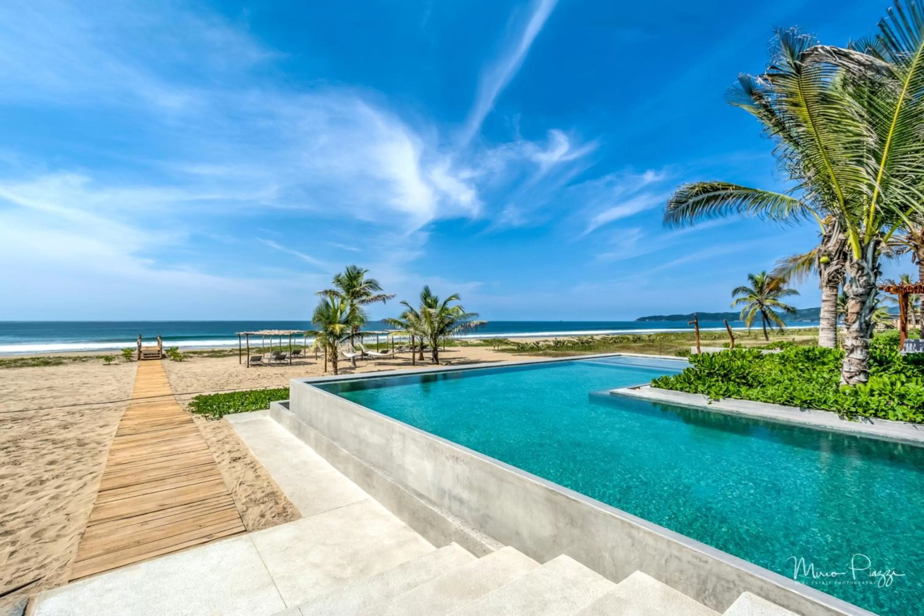 Swimming Pool in Marea Beachfront Villas