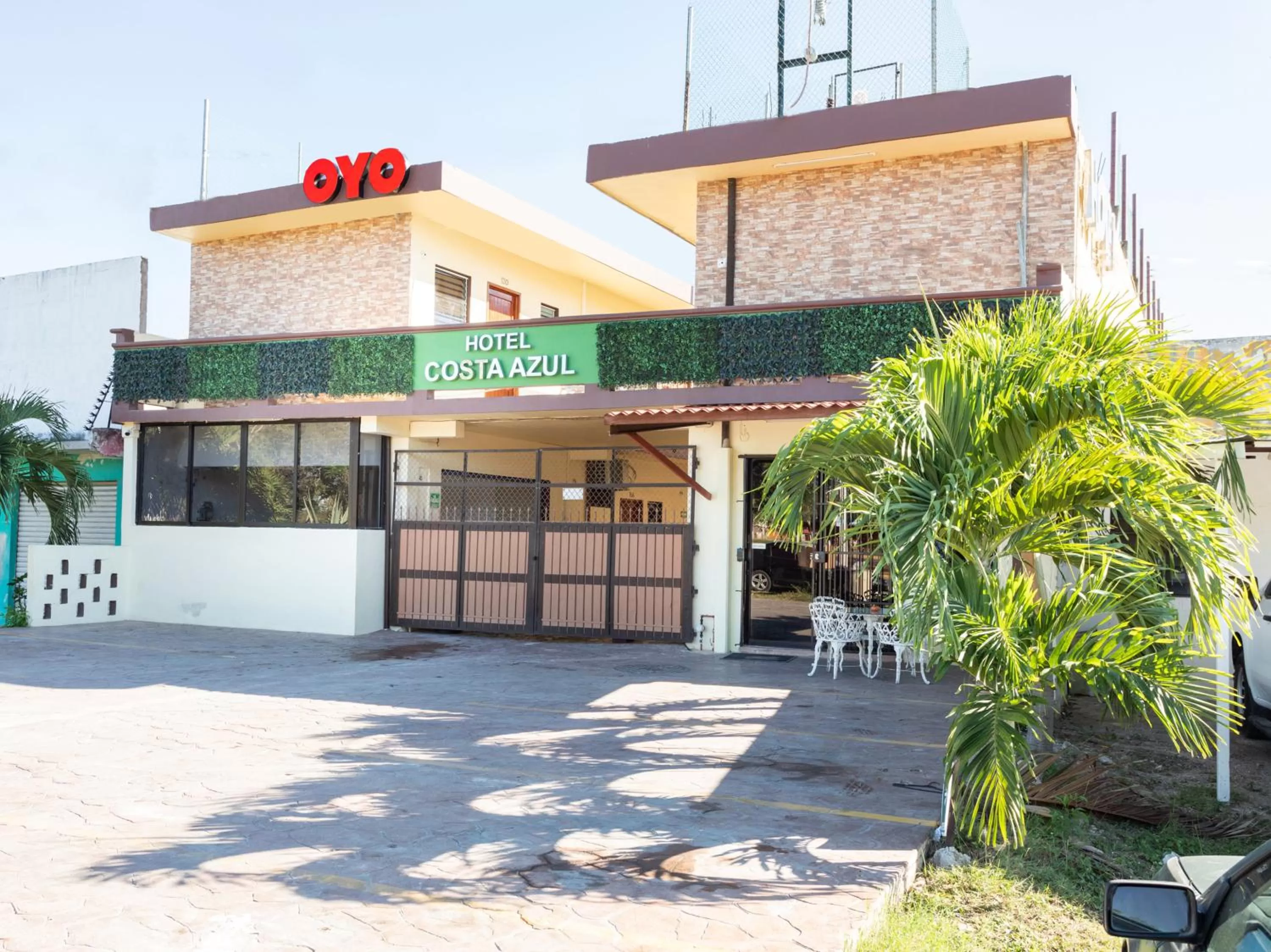 Property building in Hotel Costa Azul