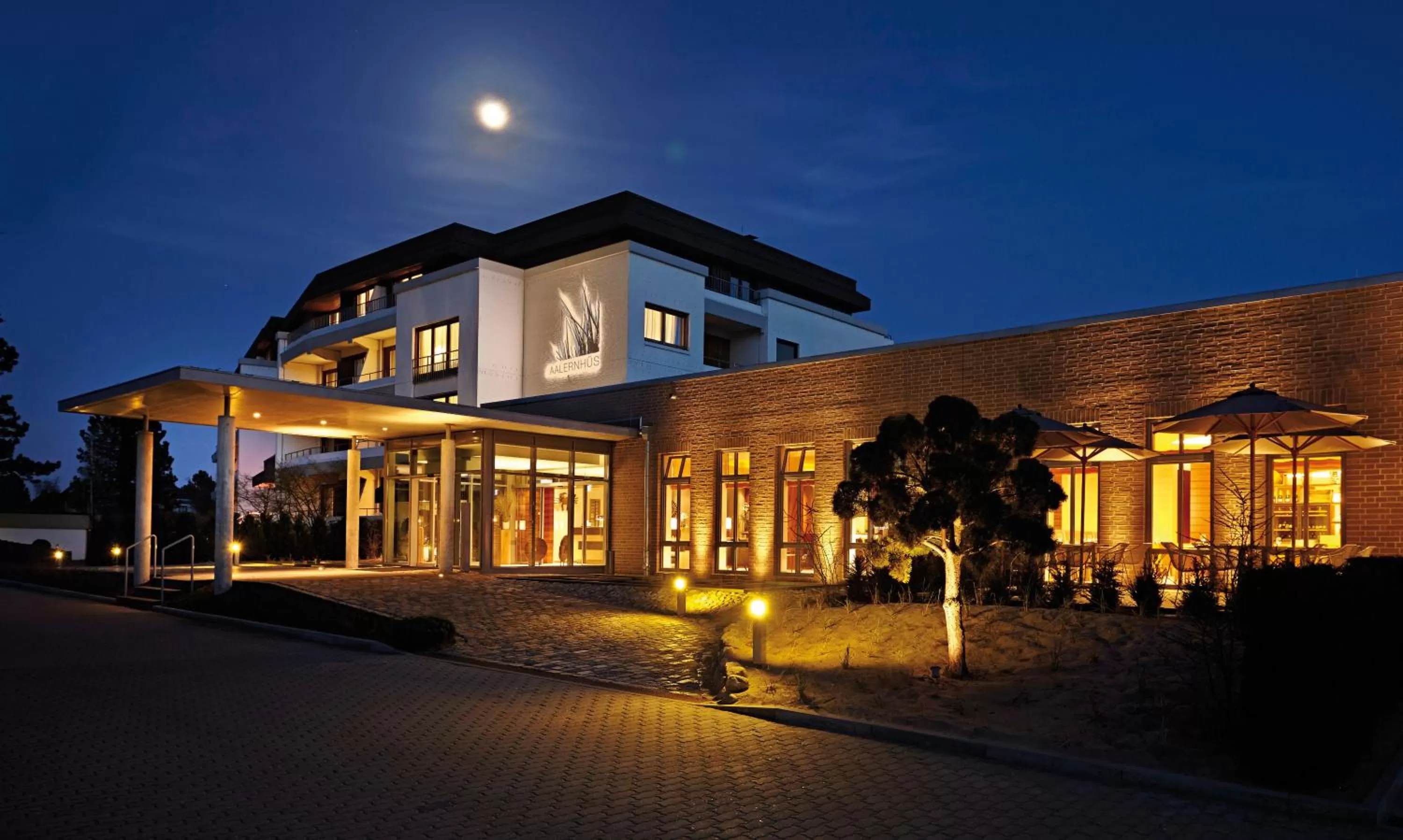 Facade/entrance in Aalernhüs hotel & spa