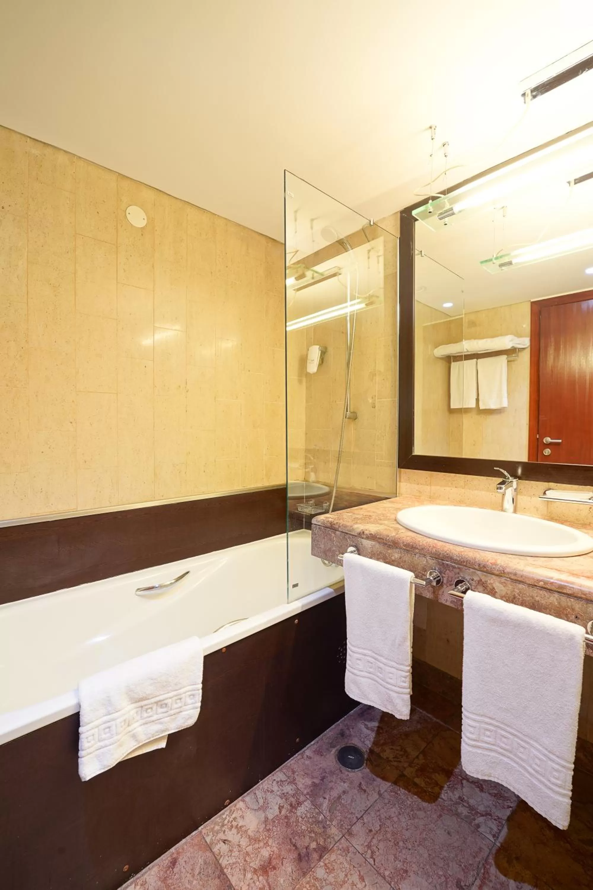 Bathroom in Legendary Lisboa Suites