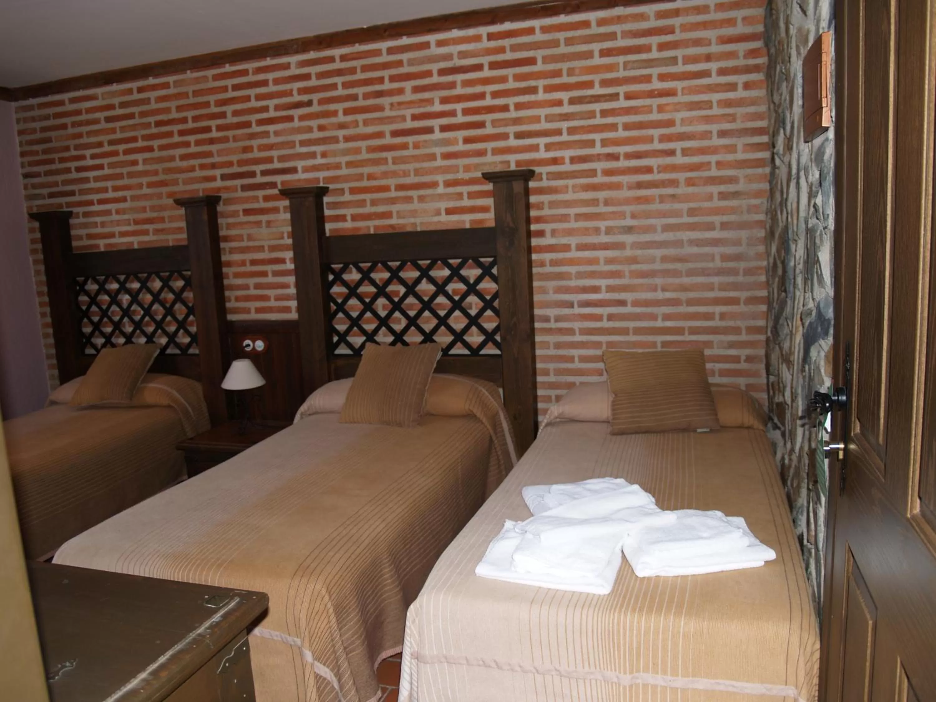 Photo of the whole room, Bed in Hotel Rural El Rocal