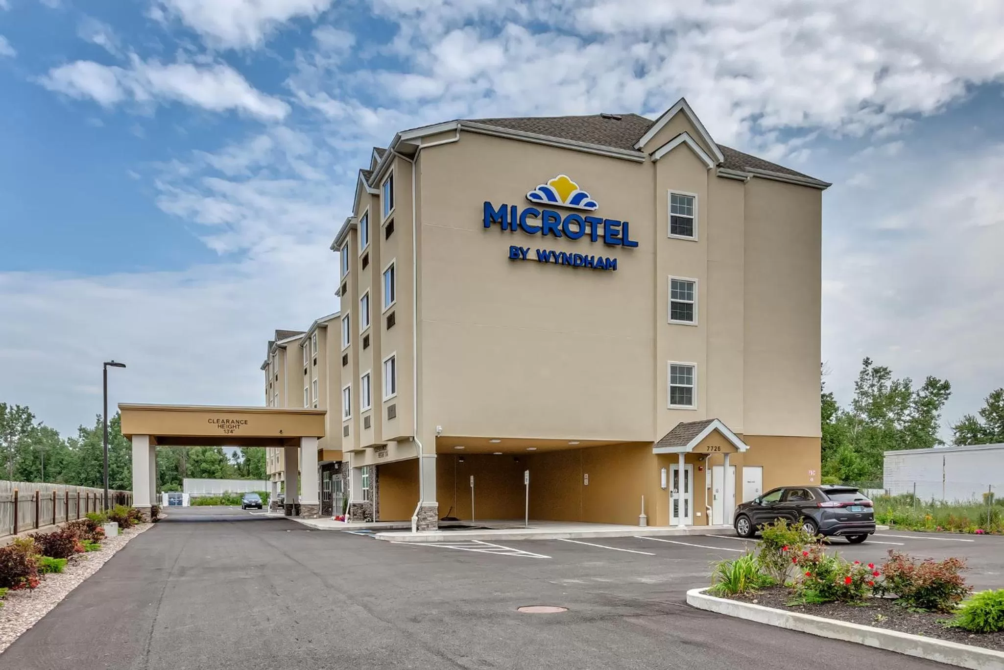 Property building in Microtel Inn & Suites by Wyndham Niagara Falls