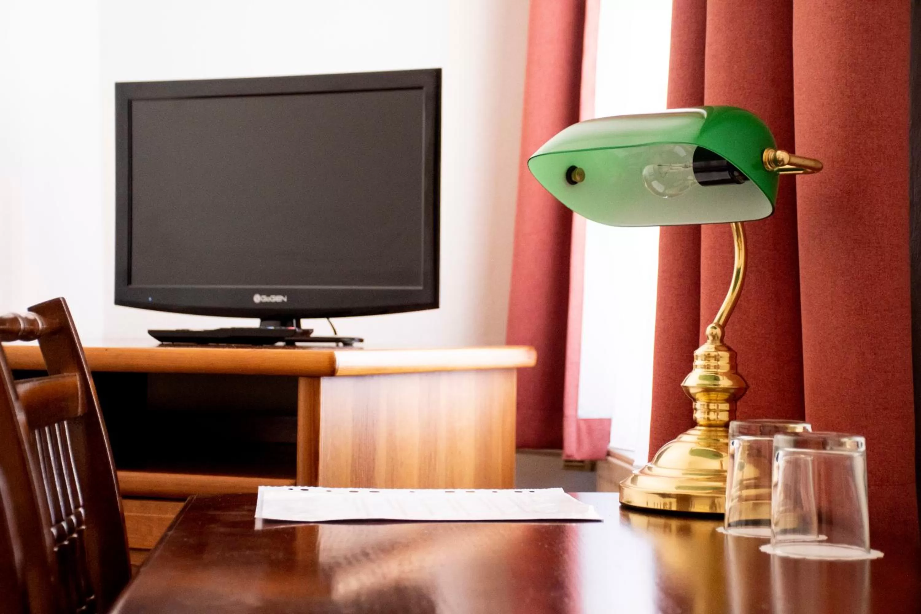 TV and multimedia, TV/Entertainment Center in Lafayette