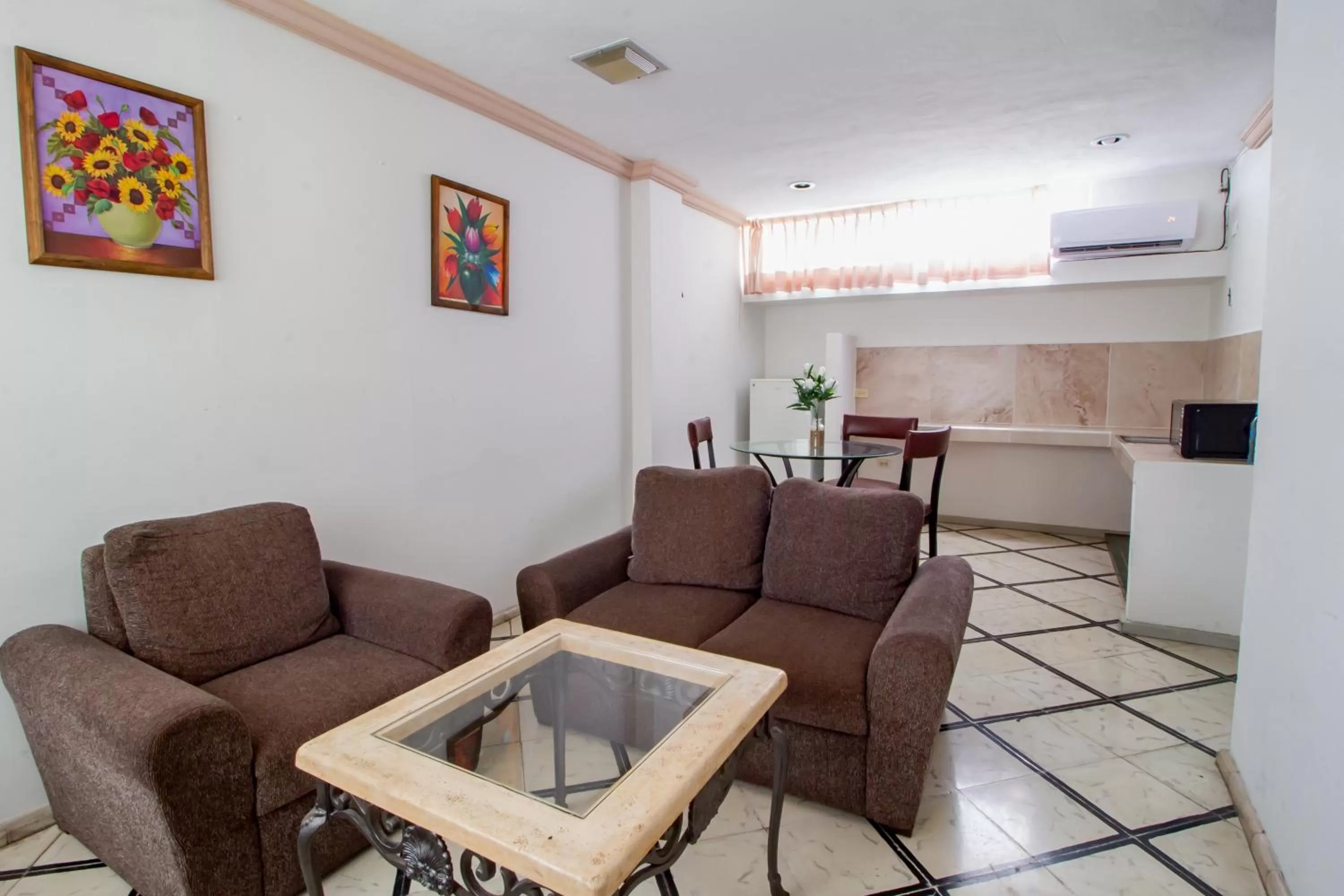 Living room in Hotel Ambassador Mérida