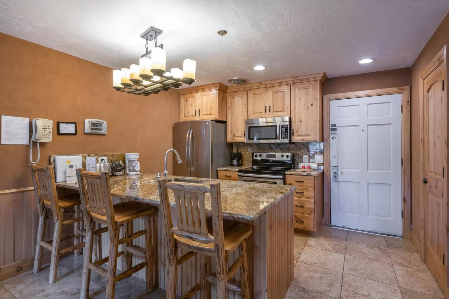 Treasure Mountain Inn