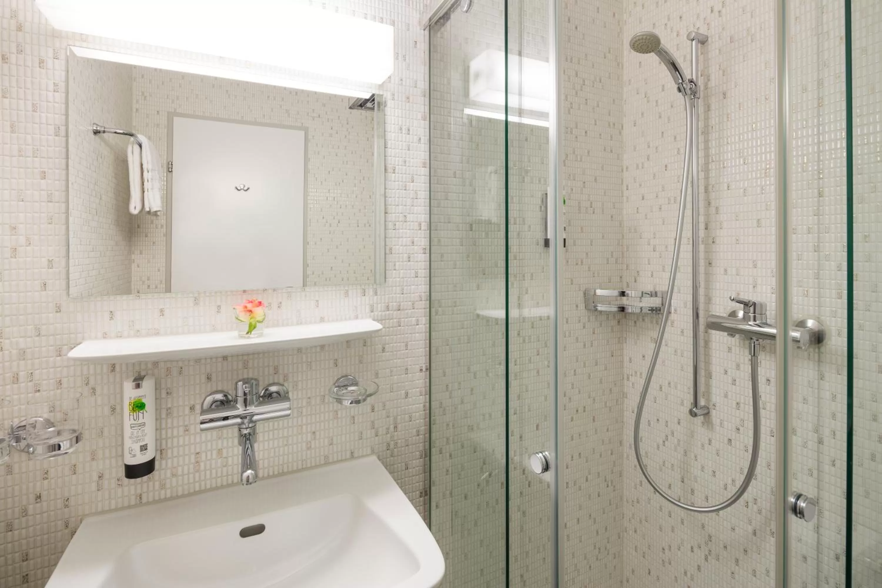 Bathroom in Seerausch Swiss Quality Hotel