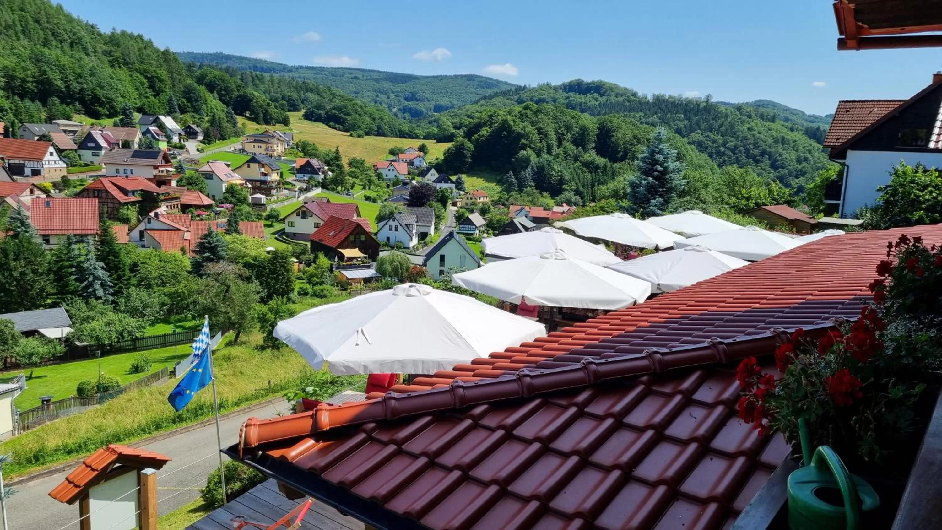 Pool View in Landhaus Talblick- Boutique Hotel Bed and Breakfast