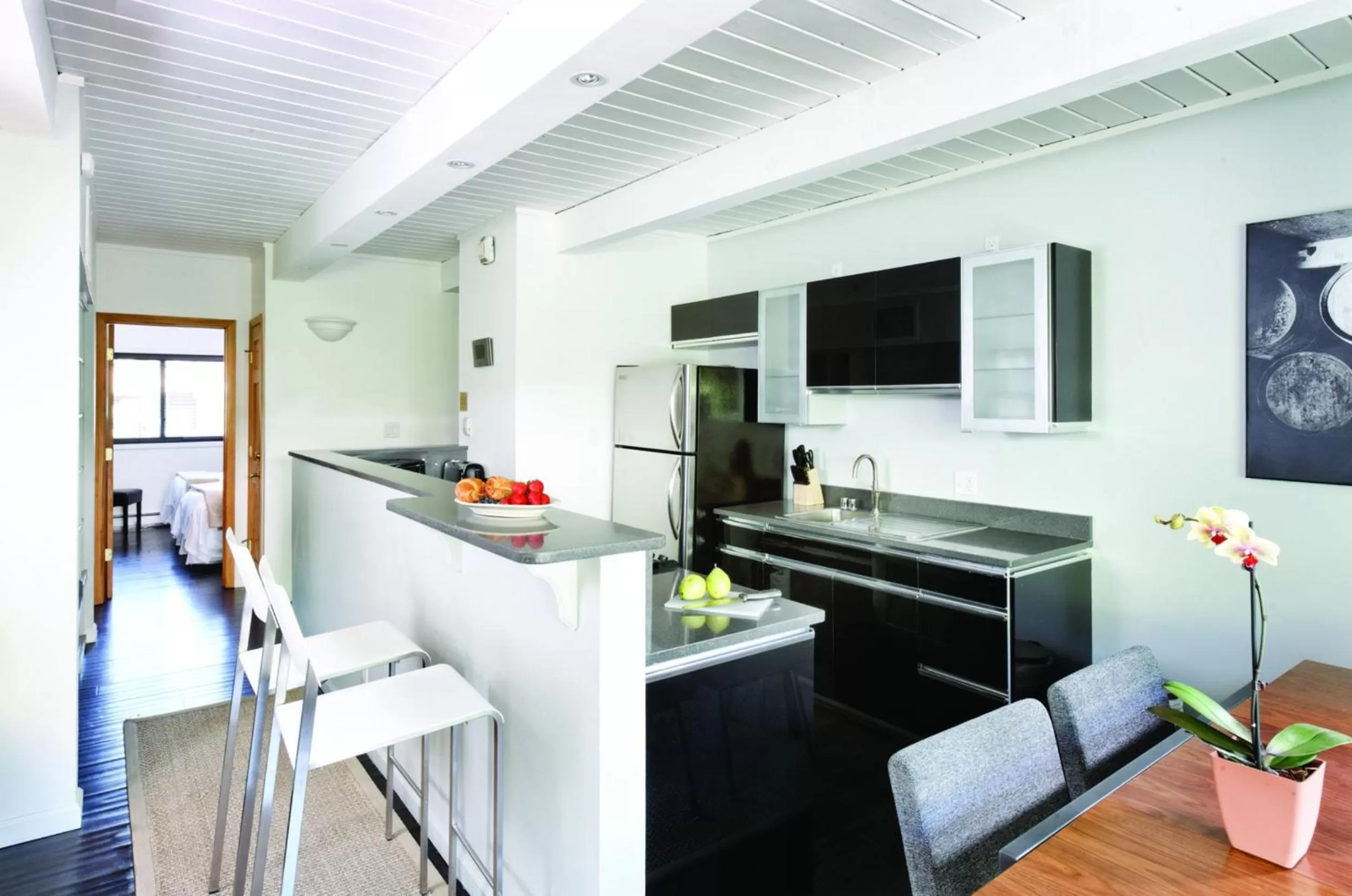 Coffee/tea facilities in Aspen Square Condominium Hotel