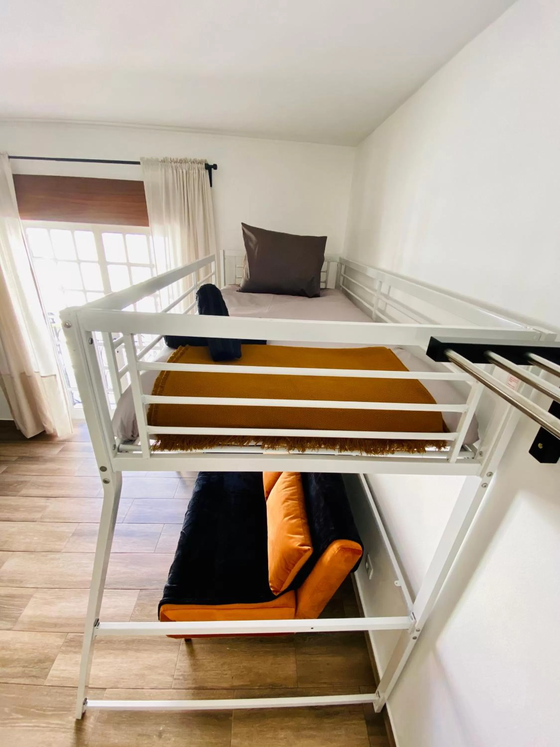 bunk bed, Bed in Stay on Top Old Town