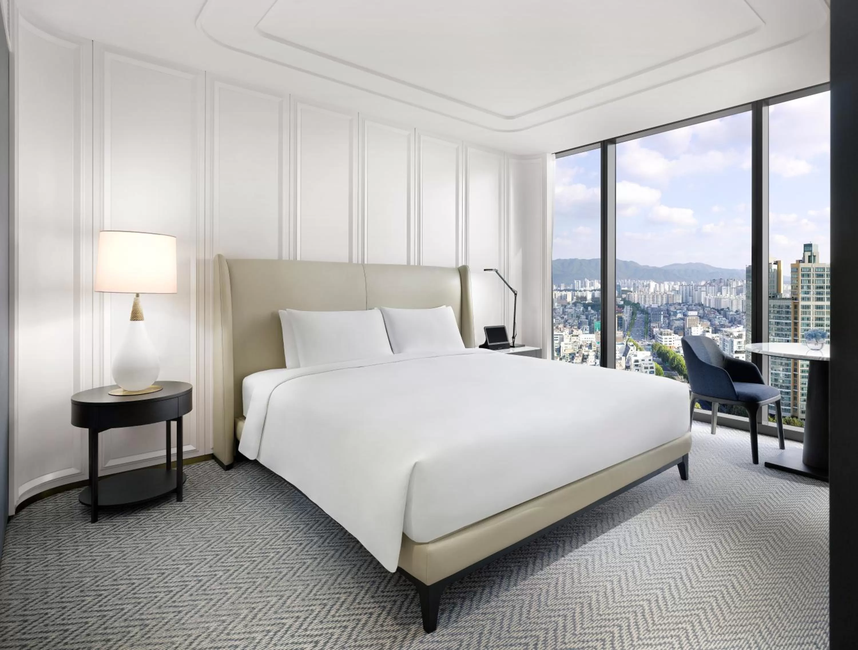 Bedroom, Bed in Sofitel Ambassador Seoul Hotel & Serviced Residences