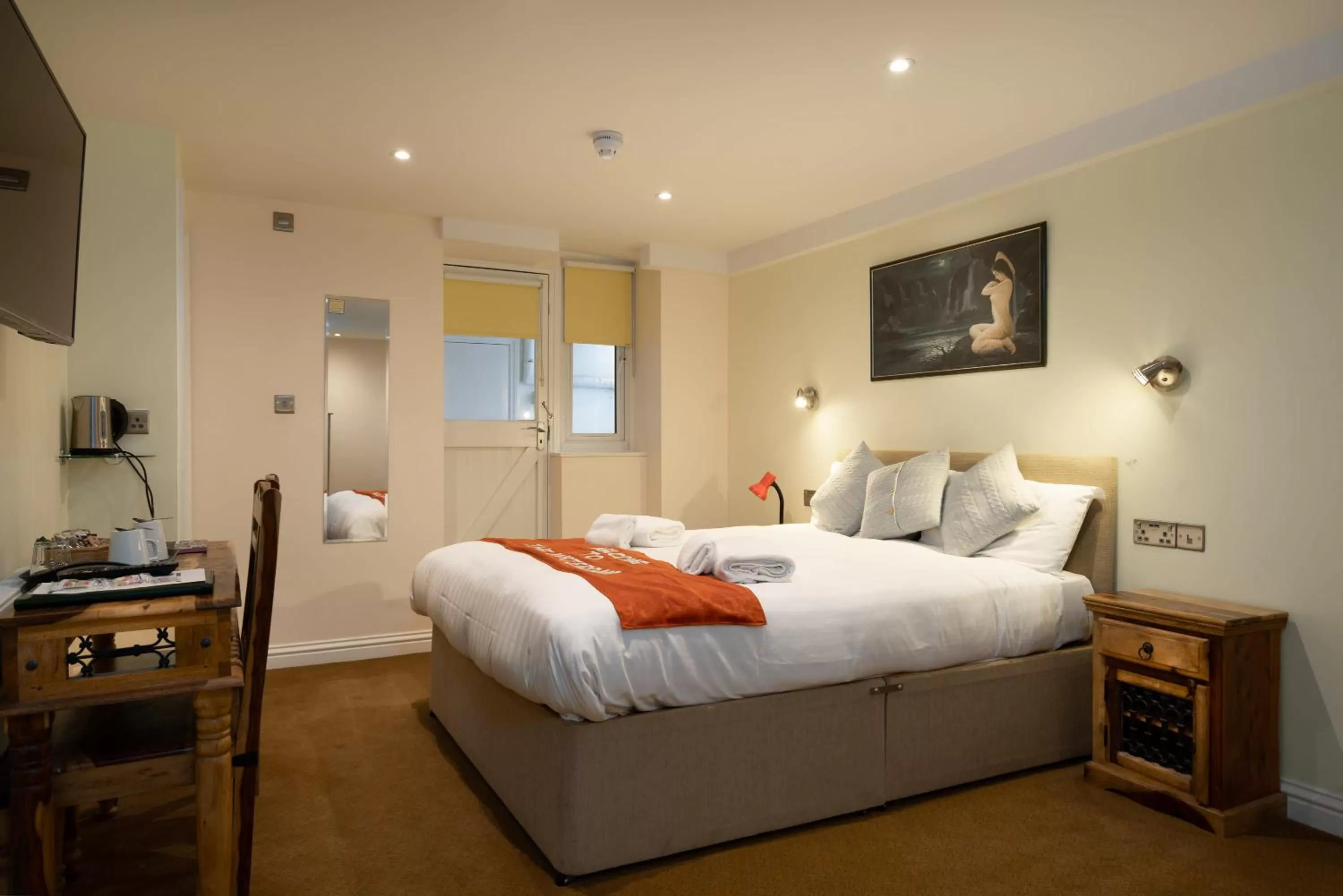 Bedroom, Bed in Amsterdam Hotel Brighton Seafront