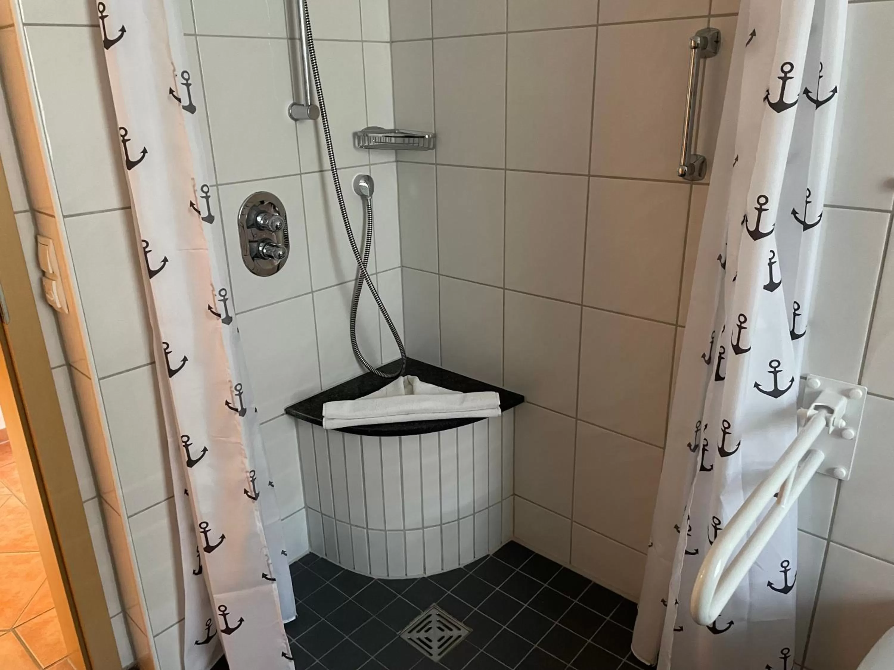 Bathroom in Usedom Bike Hotel & Suites