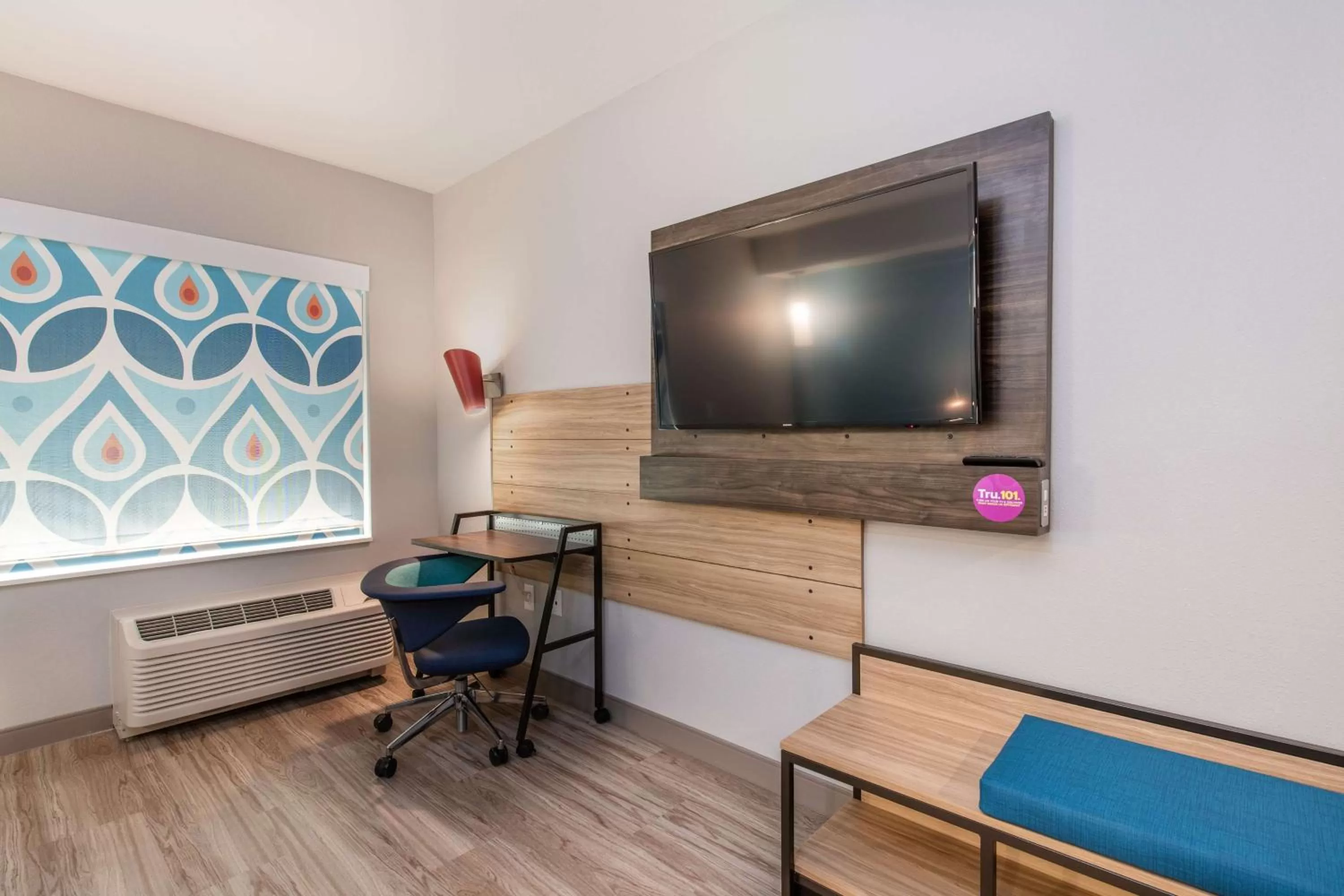 Bedroom in Tru by Hilton Fayetteville I-95