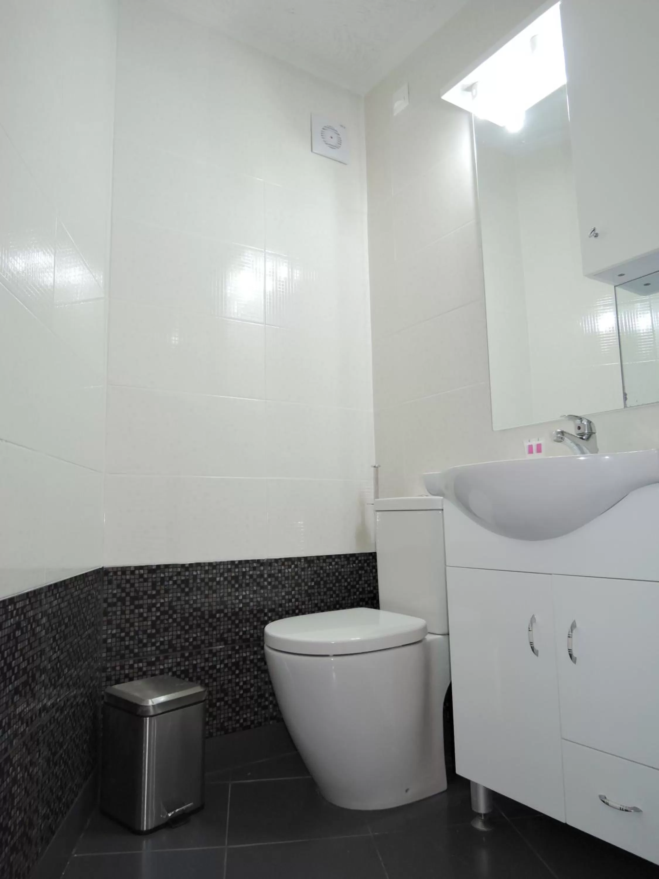 Bathroom in Fantasia Hotel Apartments