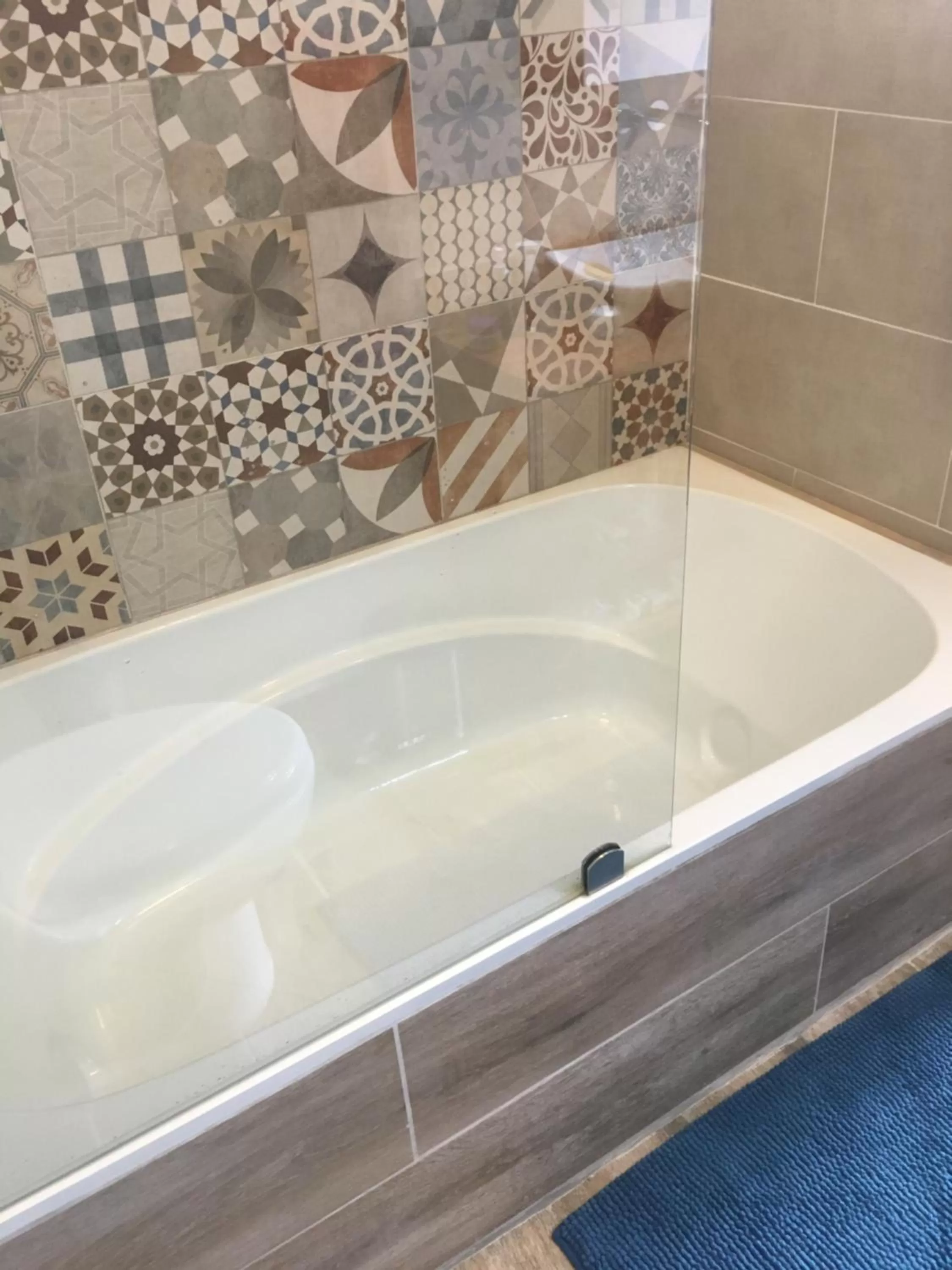 Hot Tub, Bathroom in Hotel La Caracola