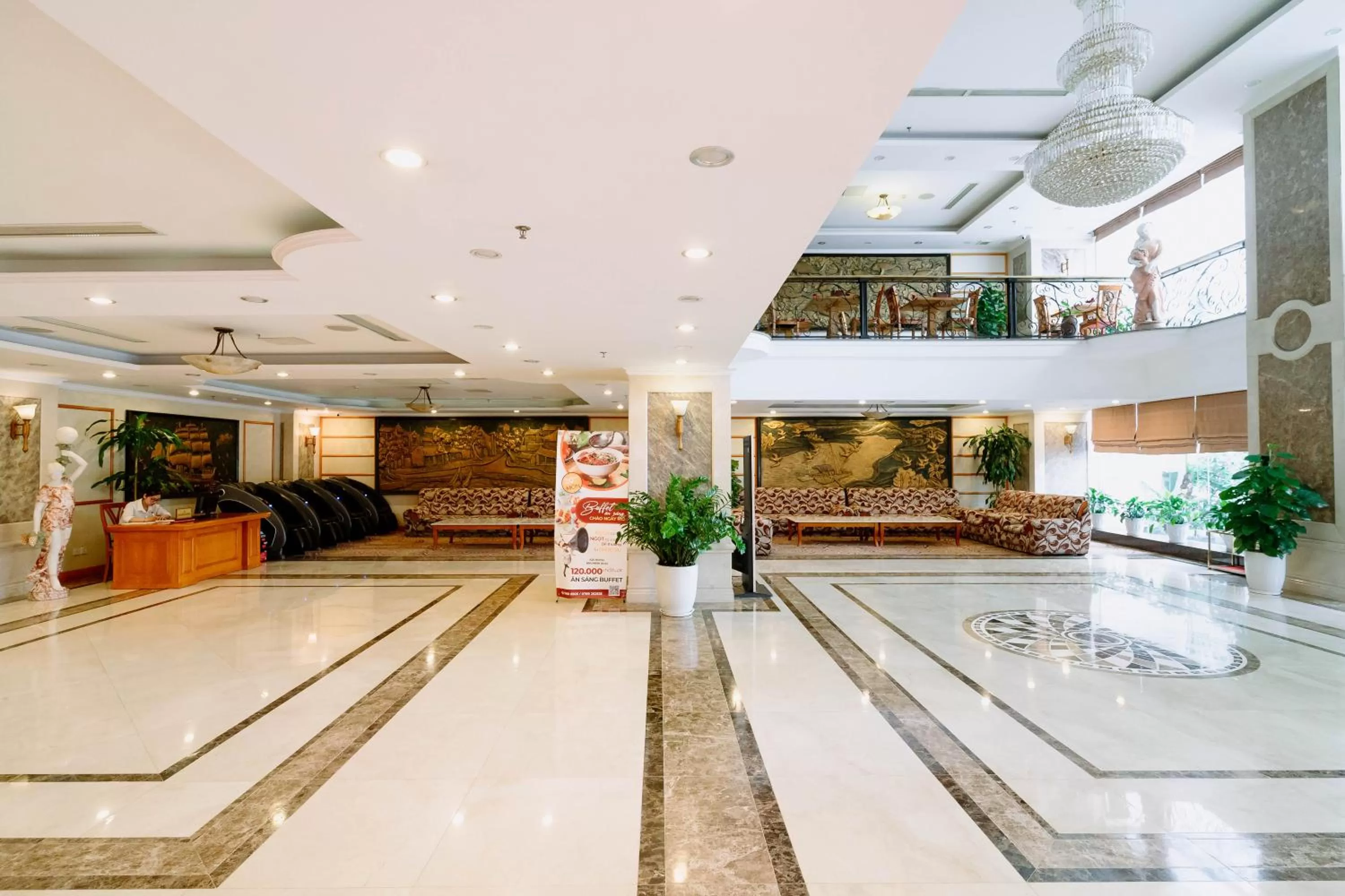 Communal lounge/ TV room in A25 Luxury Hotel