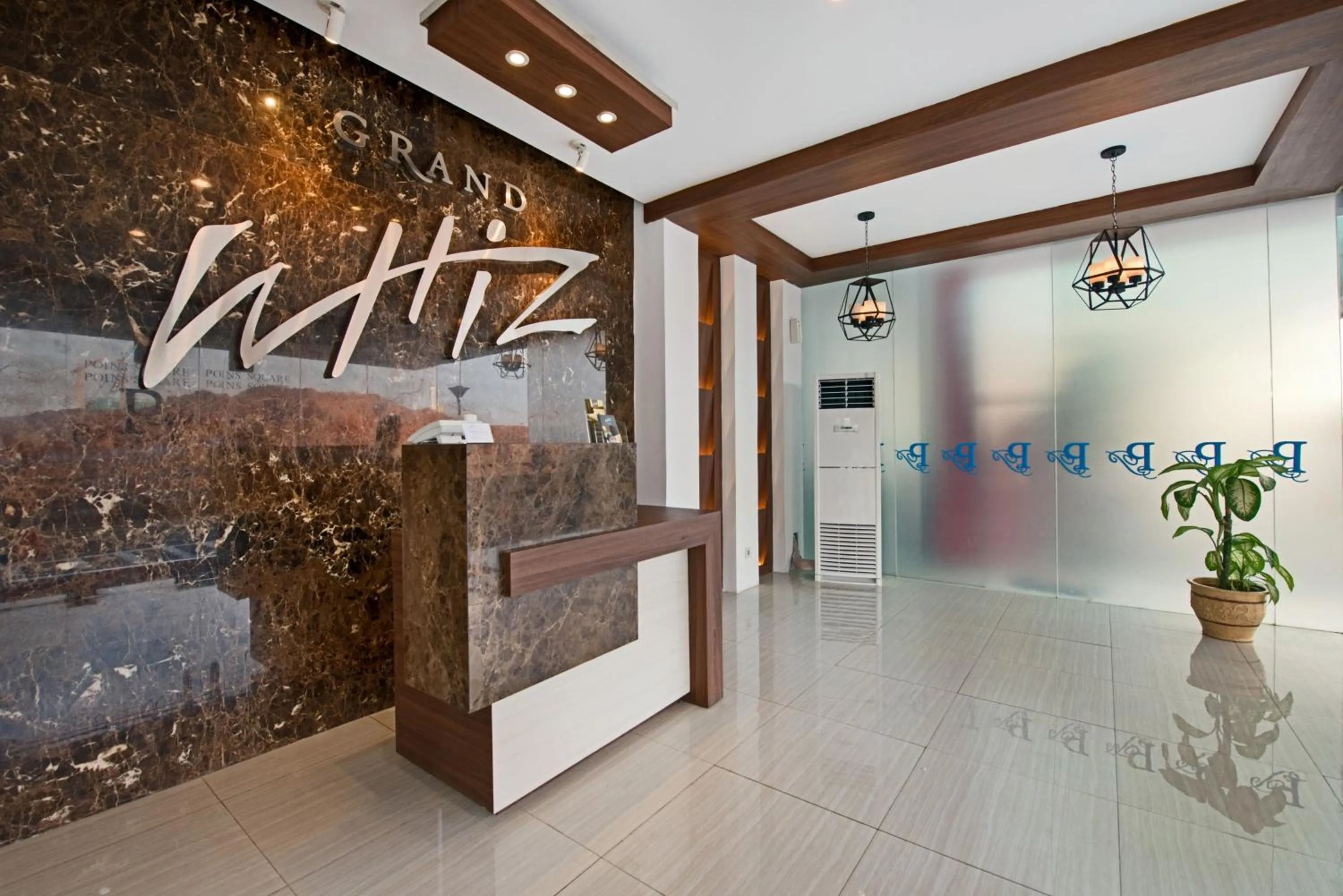 Lobby or reception in Grand Whiz Poins Simatupang Jakarta
