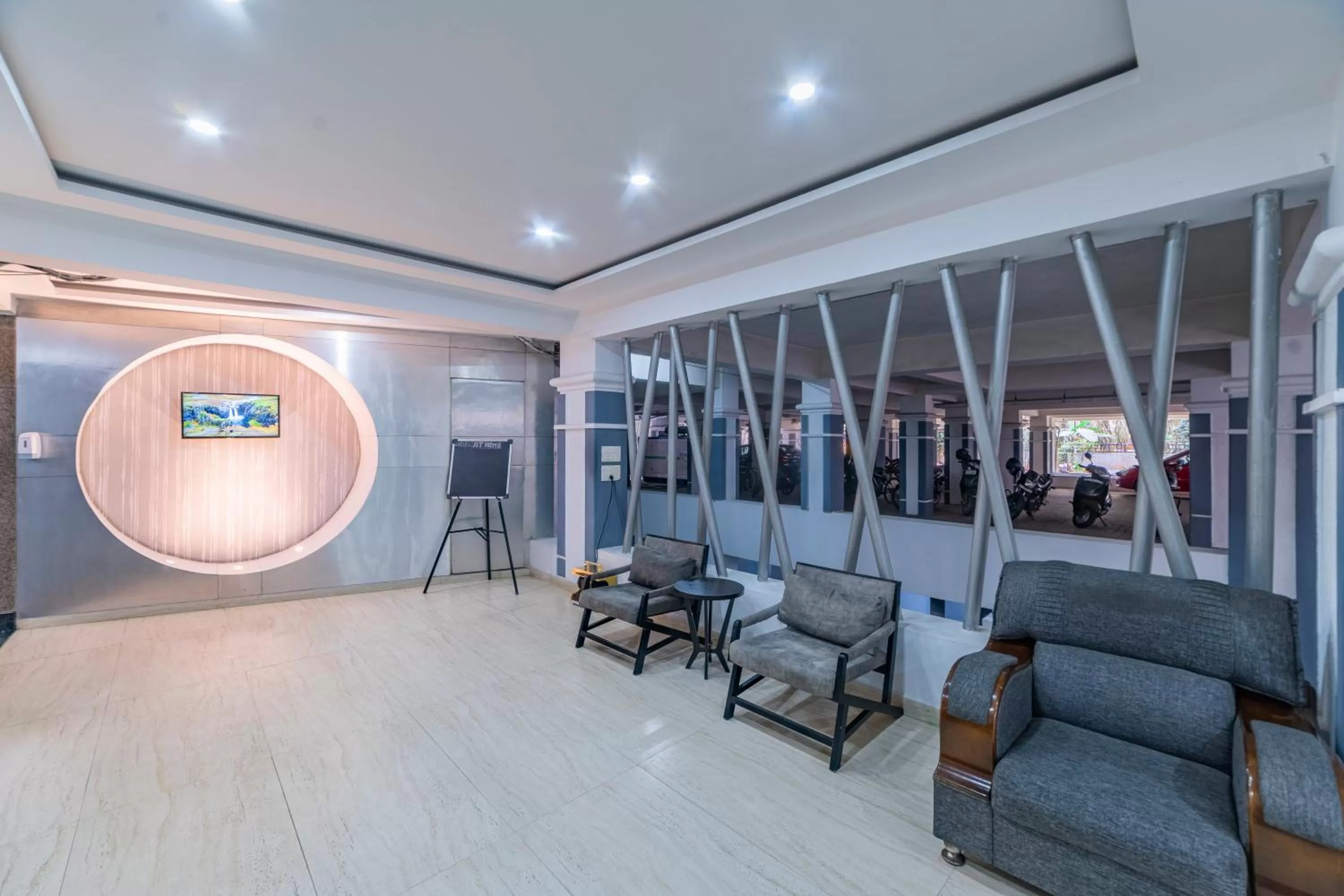 Lobby or reception in Hotel Athome & Serviced Apartments by Deccan Serai Hotels