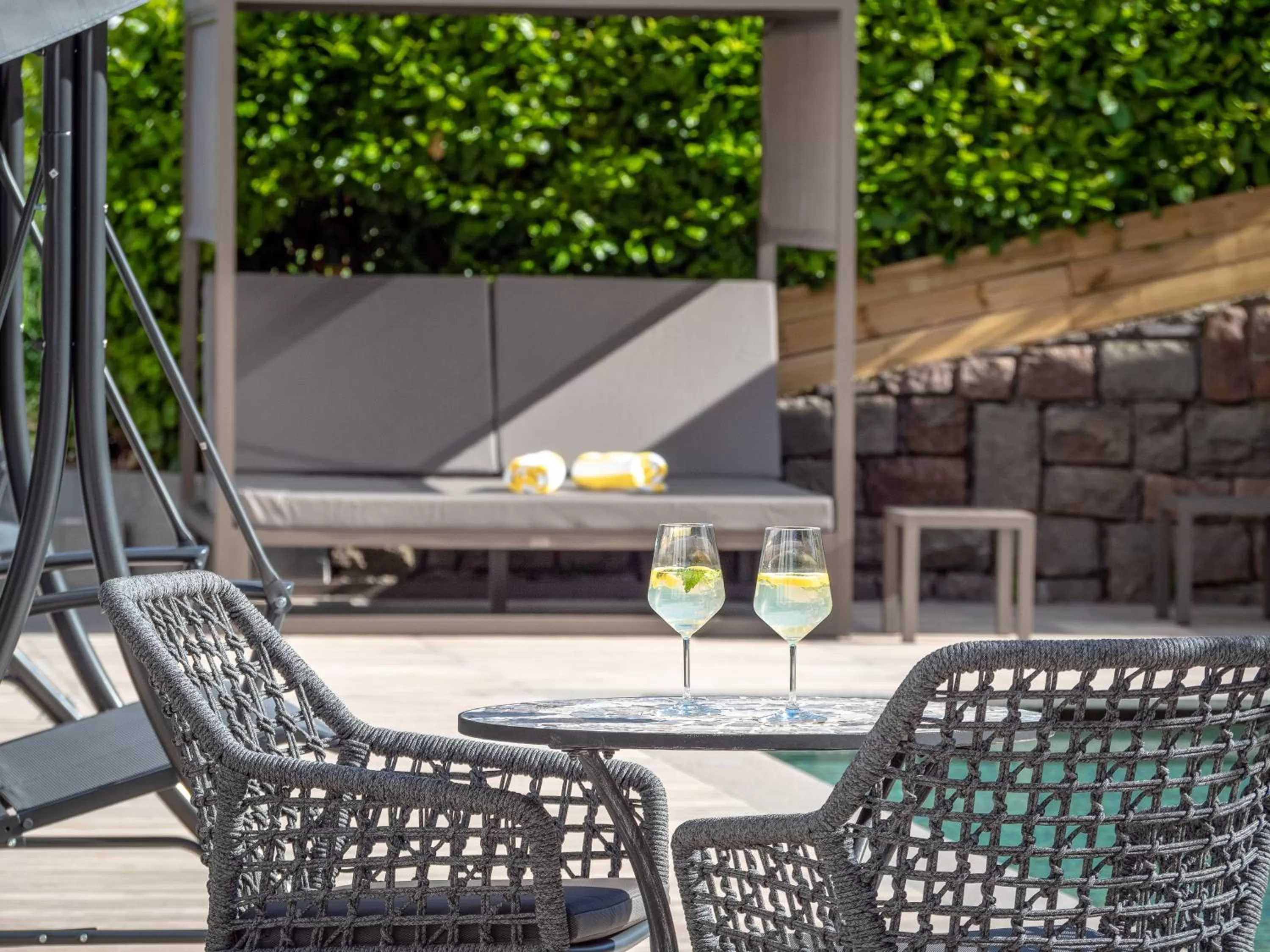 Swimming pool in Residence Garni Hotel Vineus