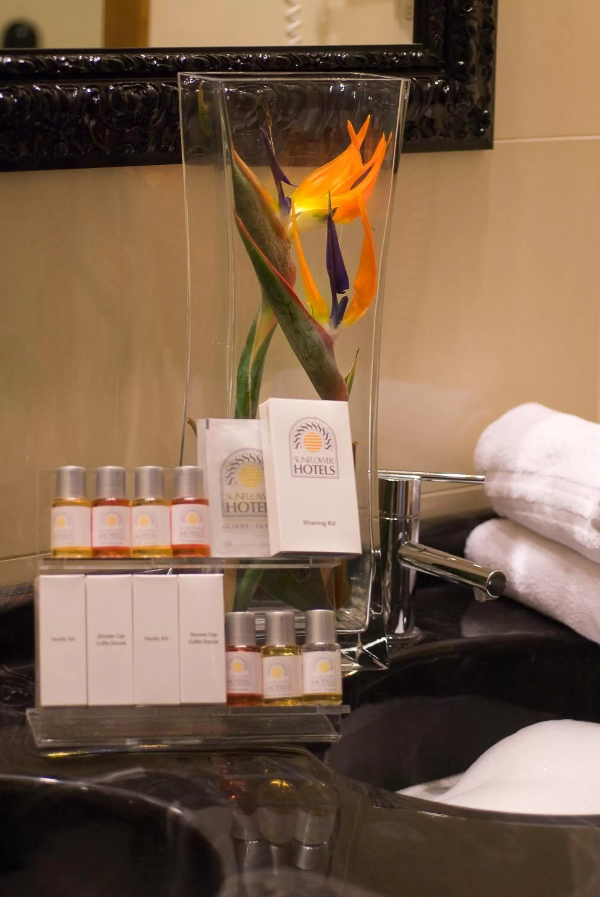 Bathroom in Cardinal Hotel St. Peter