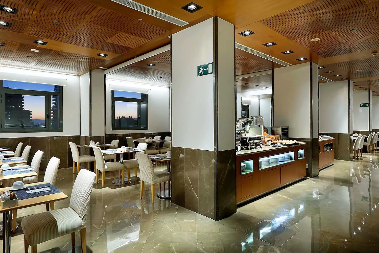 Restaurant/places to eat in Eurostars Gran Valencia