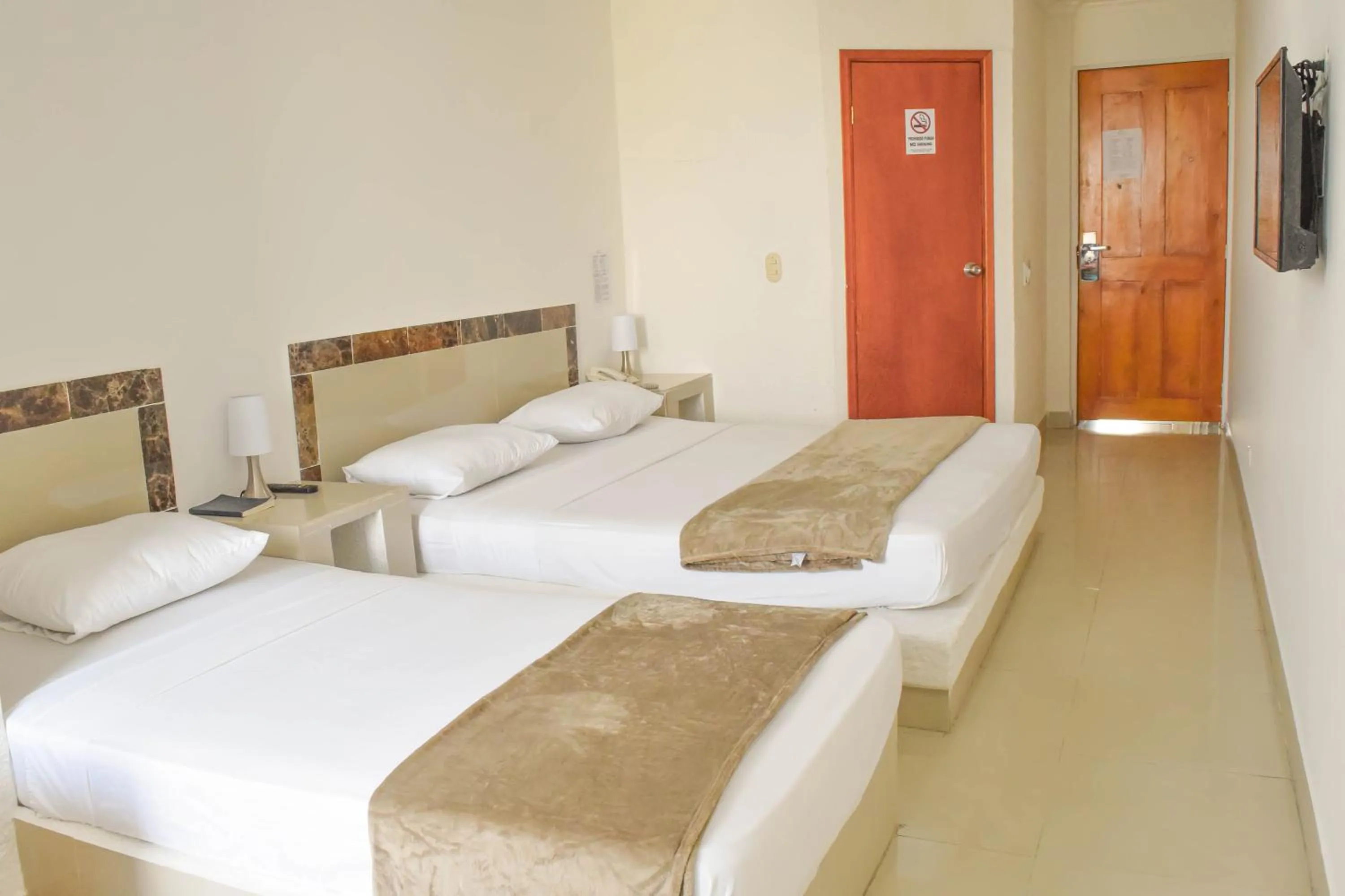 Photo of the whole room, Bed in Hotel Cartagena Premium