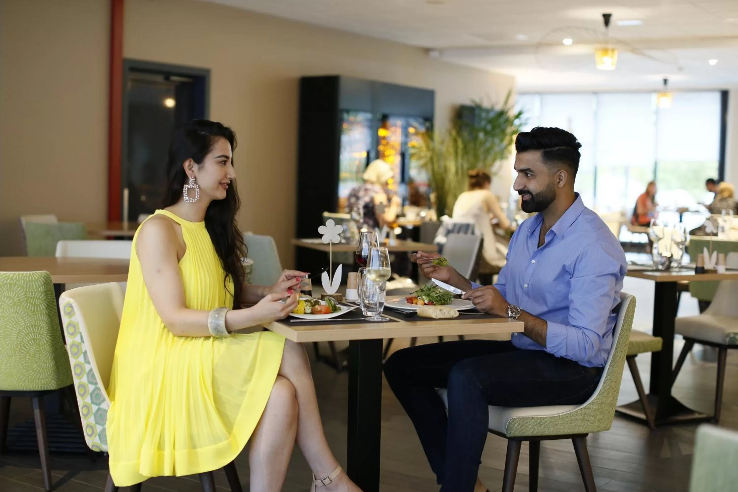 Restaurant/places to eat in Hôtel Restaurant Athena Spa