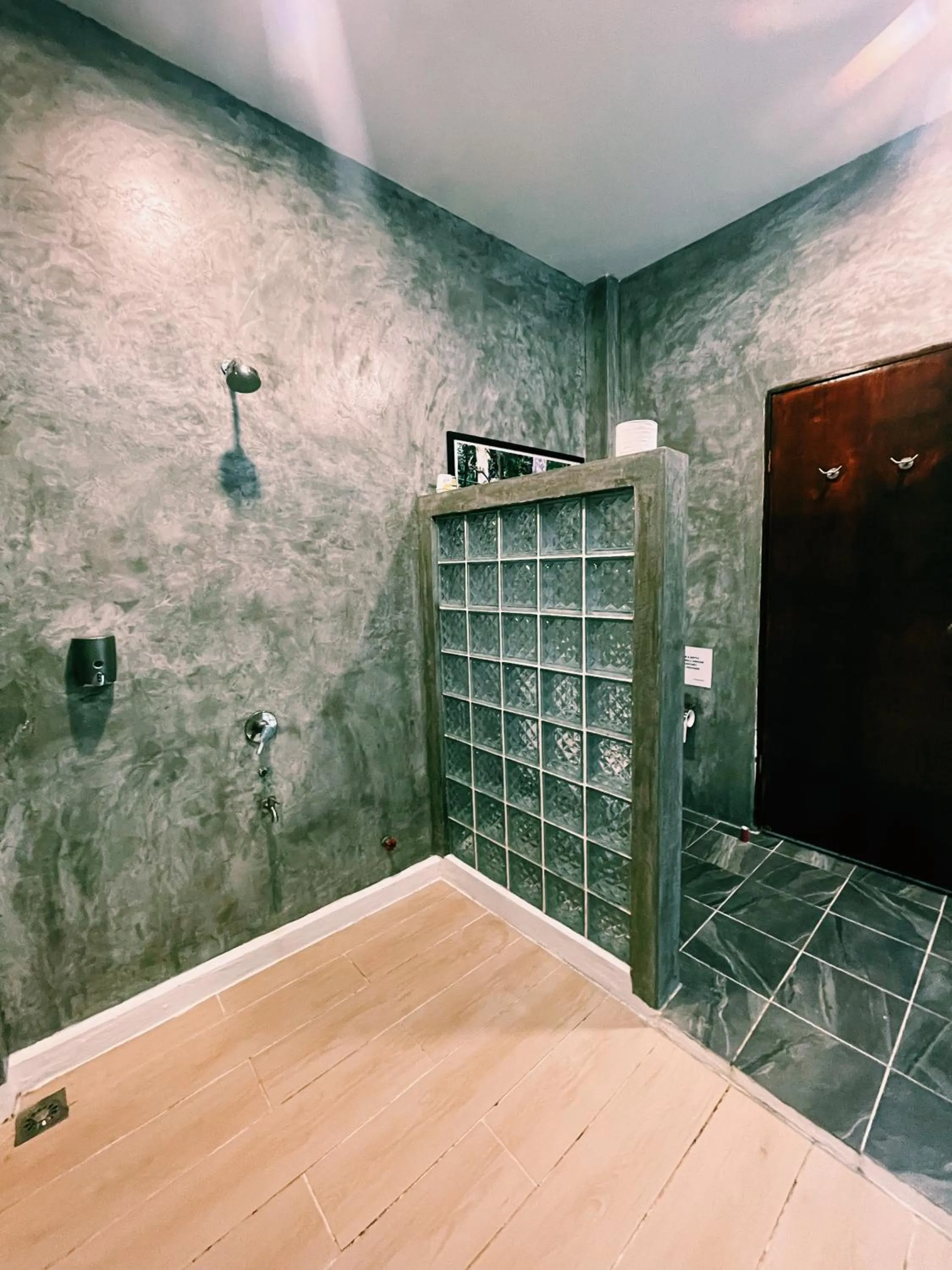 Shower in Tanini Sepilok Formerly Known As Nature Lodge Sepilok