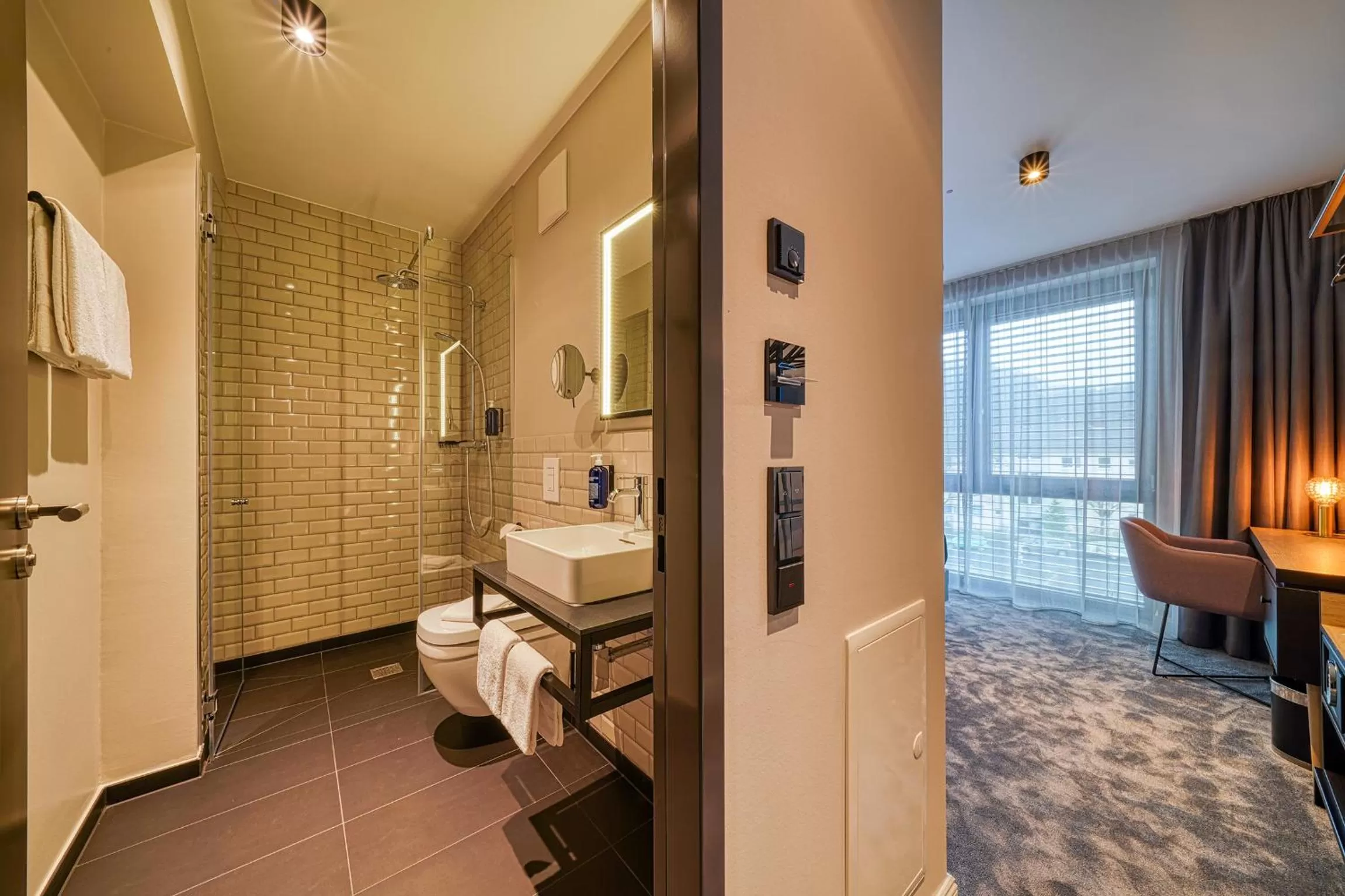 Bathroom, Bed in Vienna House Easy by Wyndham Bonn City