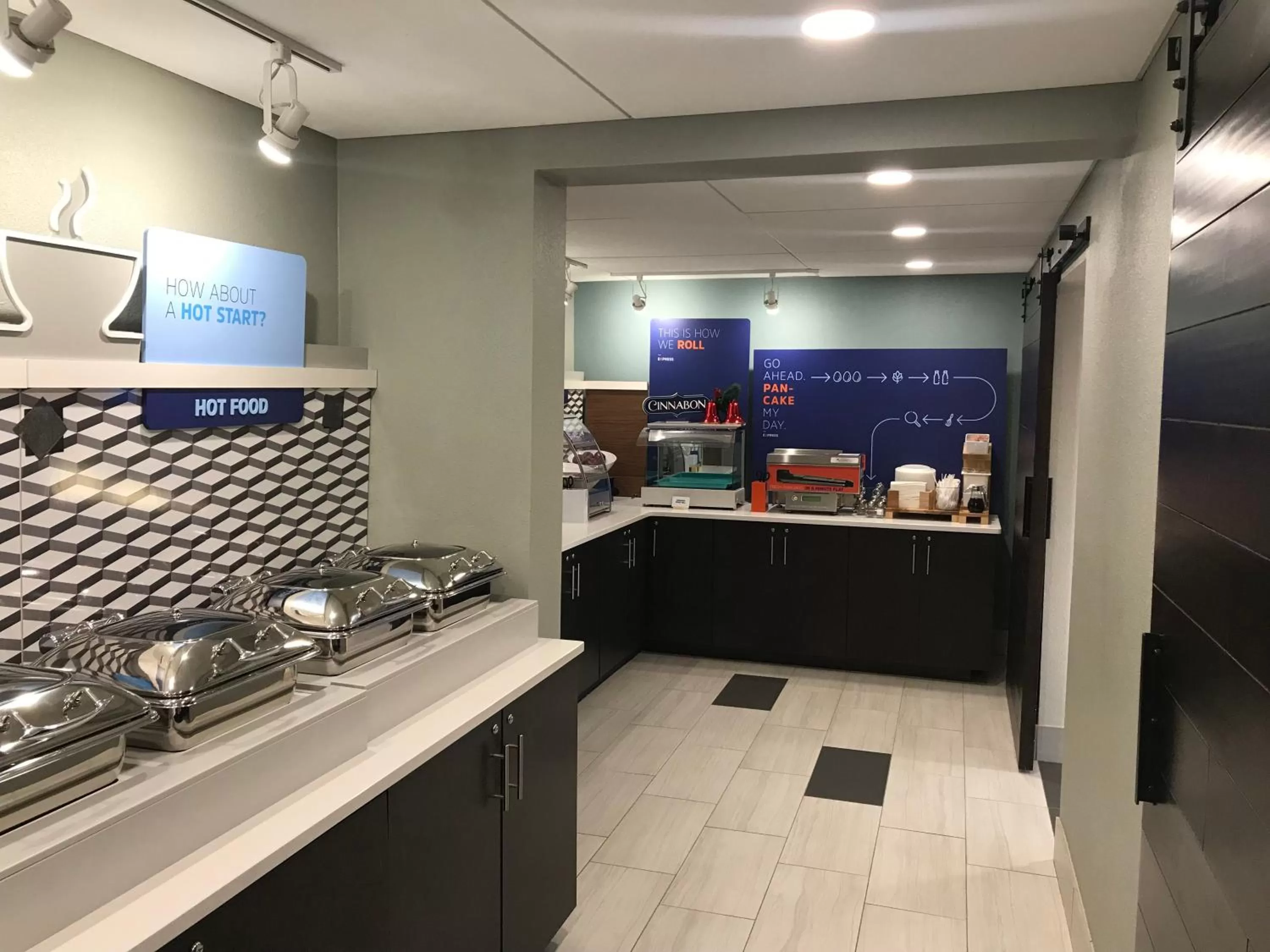 Breakfast in Holiday Inn Express - Allentown North by IHG