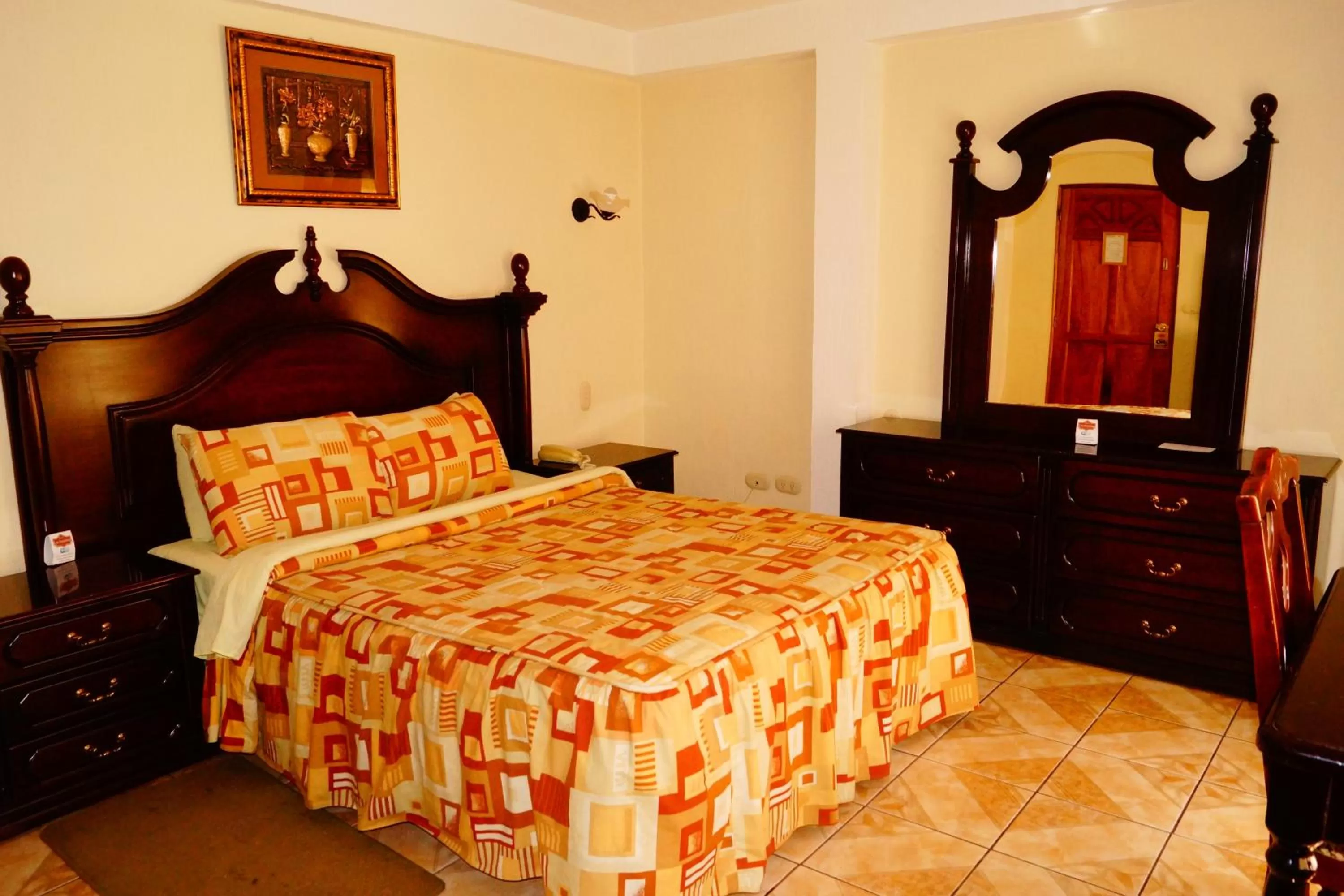 Bed in Hotel Las Americas