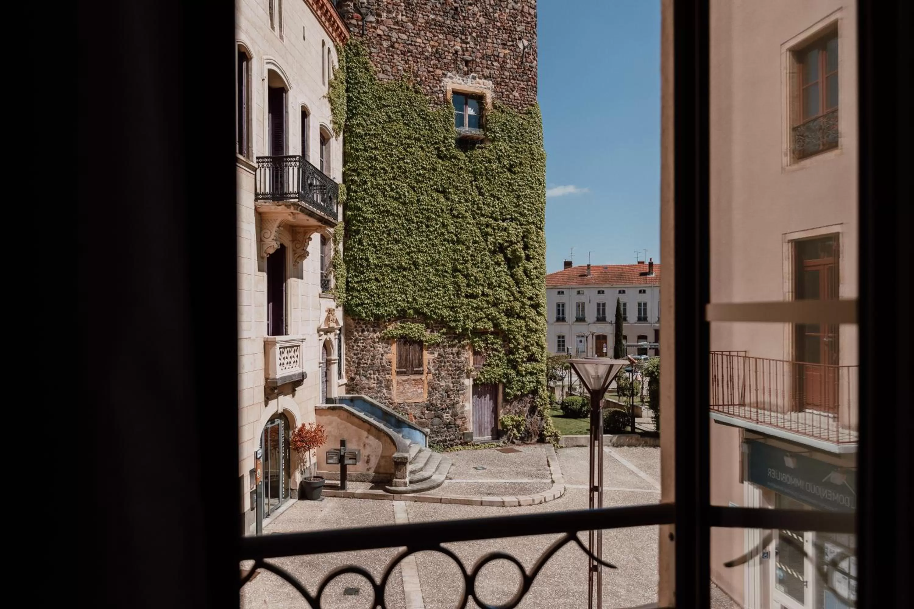 Mage hôtels - Hôtel la grenette - Brasserie Bonté Divine