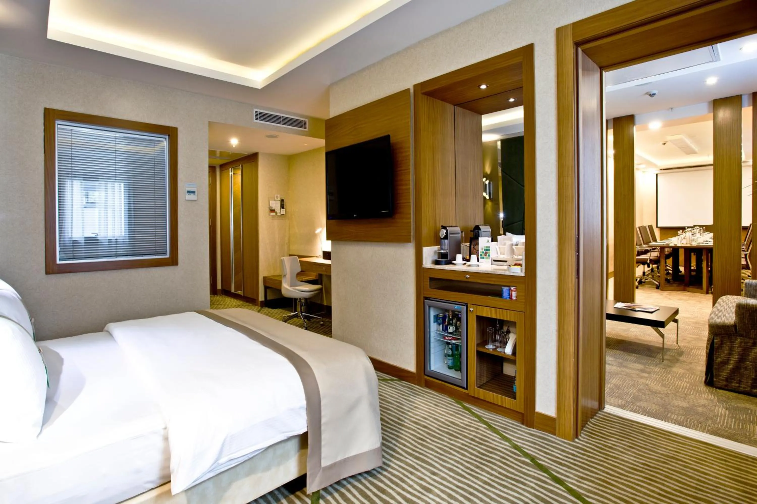 Photo of the whole room, Bed in Holiday Inn Gaziantep by IHG