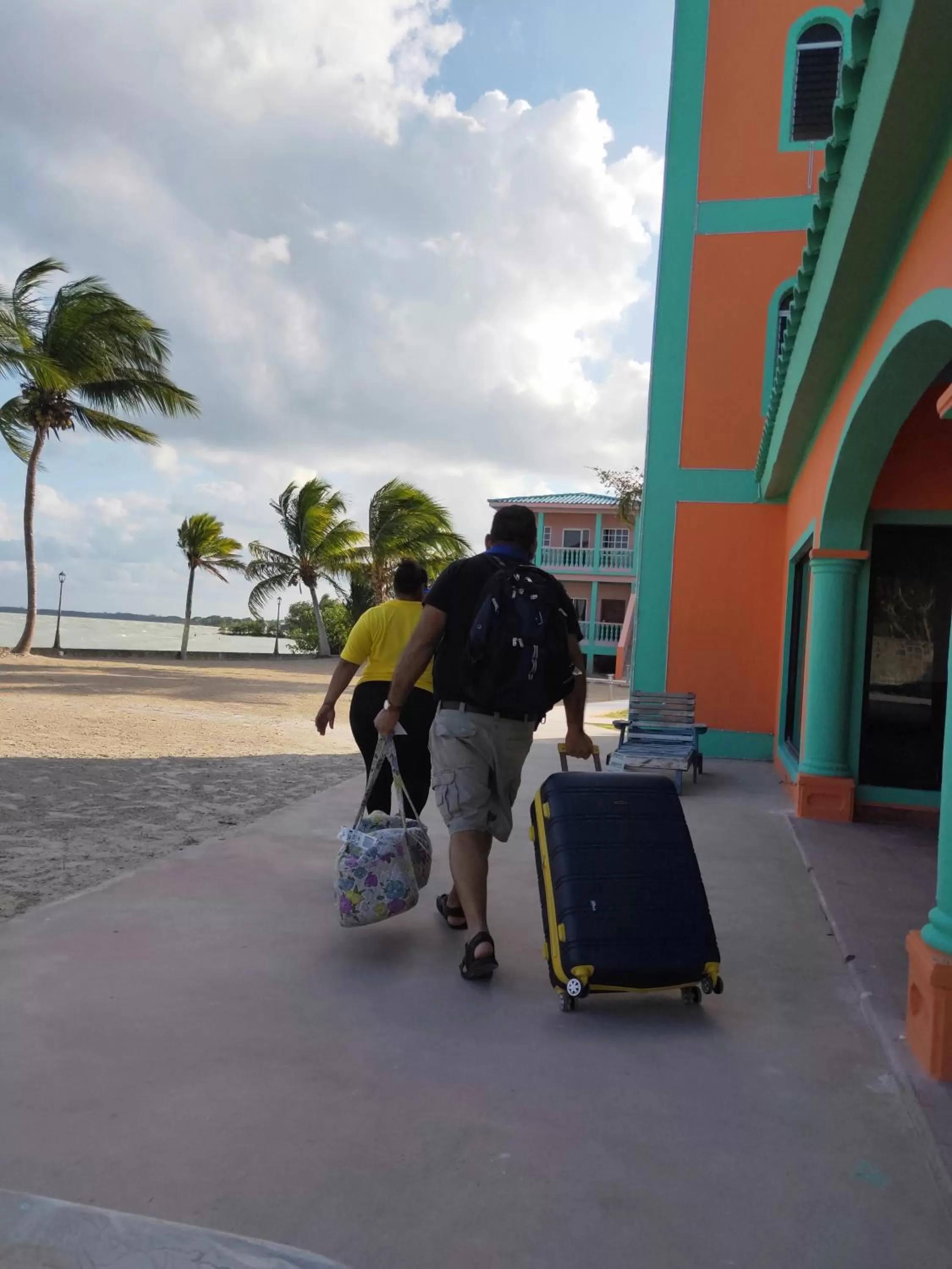 Property building in Sunshine View Hotel and Restaurant