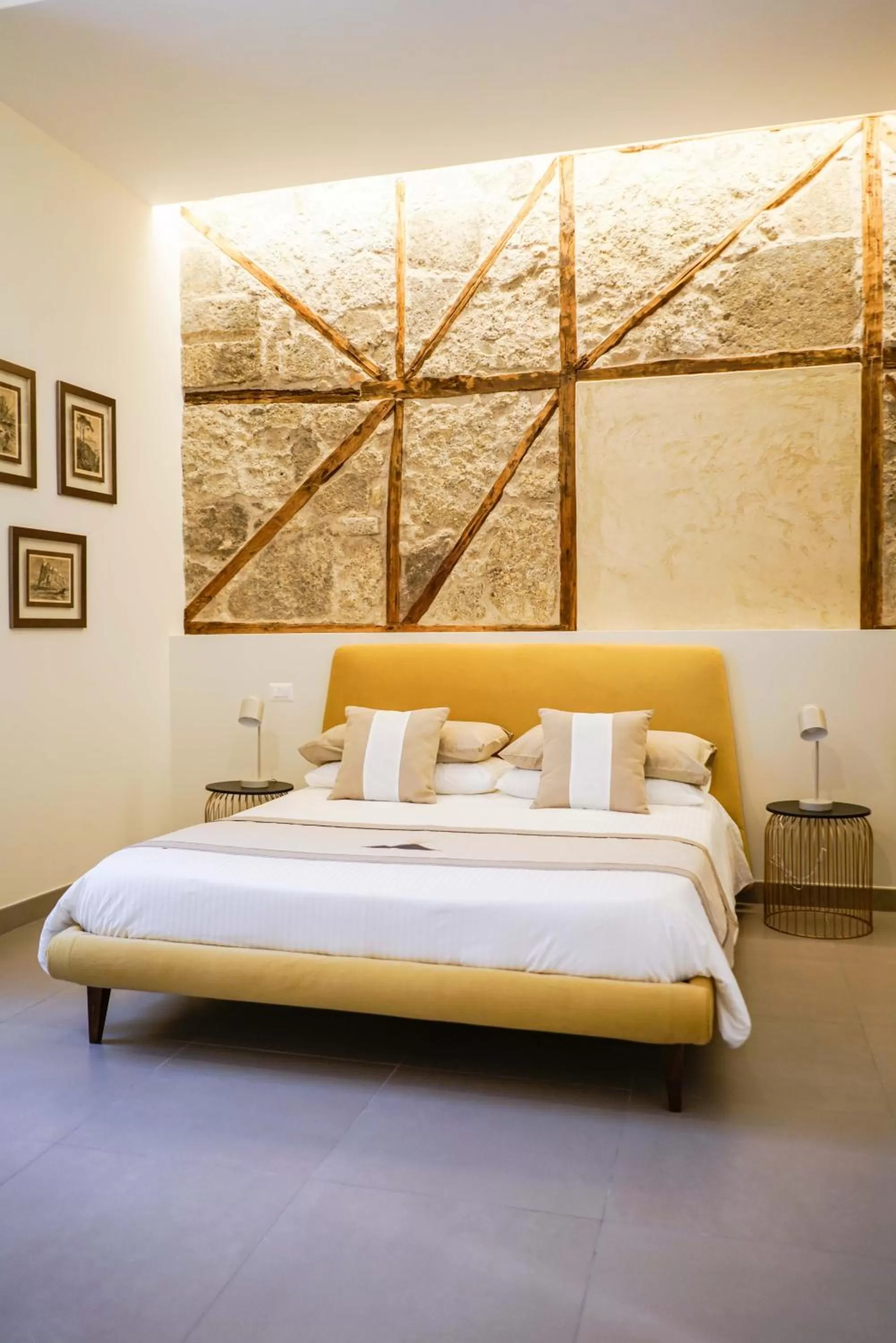 Photo of the whole room, Bed in Palazzo Toledano