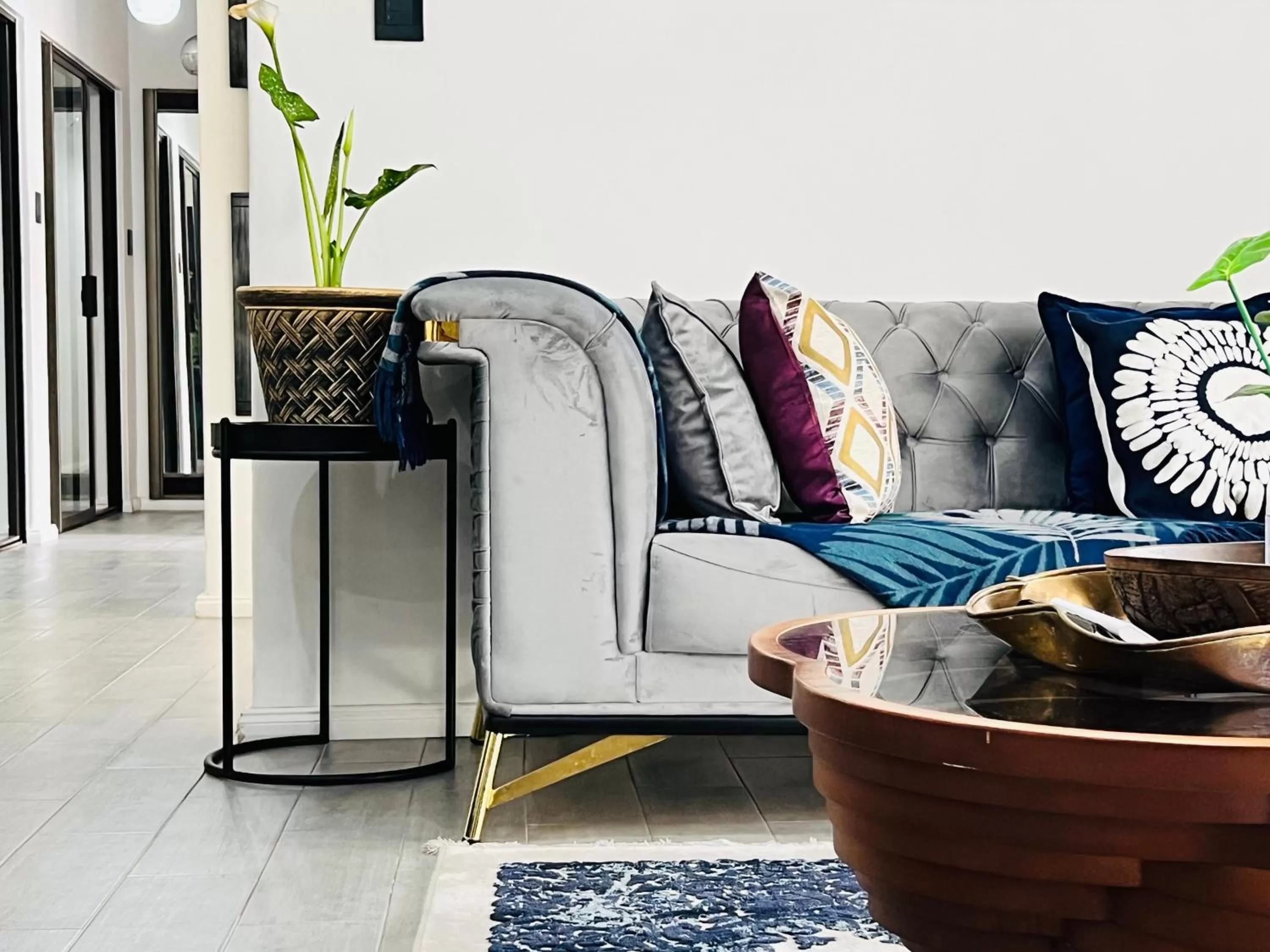 Seating Area in 24 On Basil Inventive suites