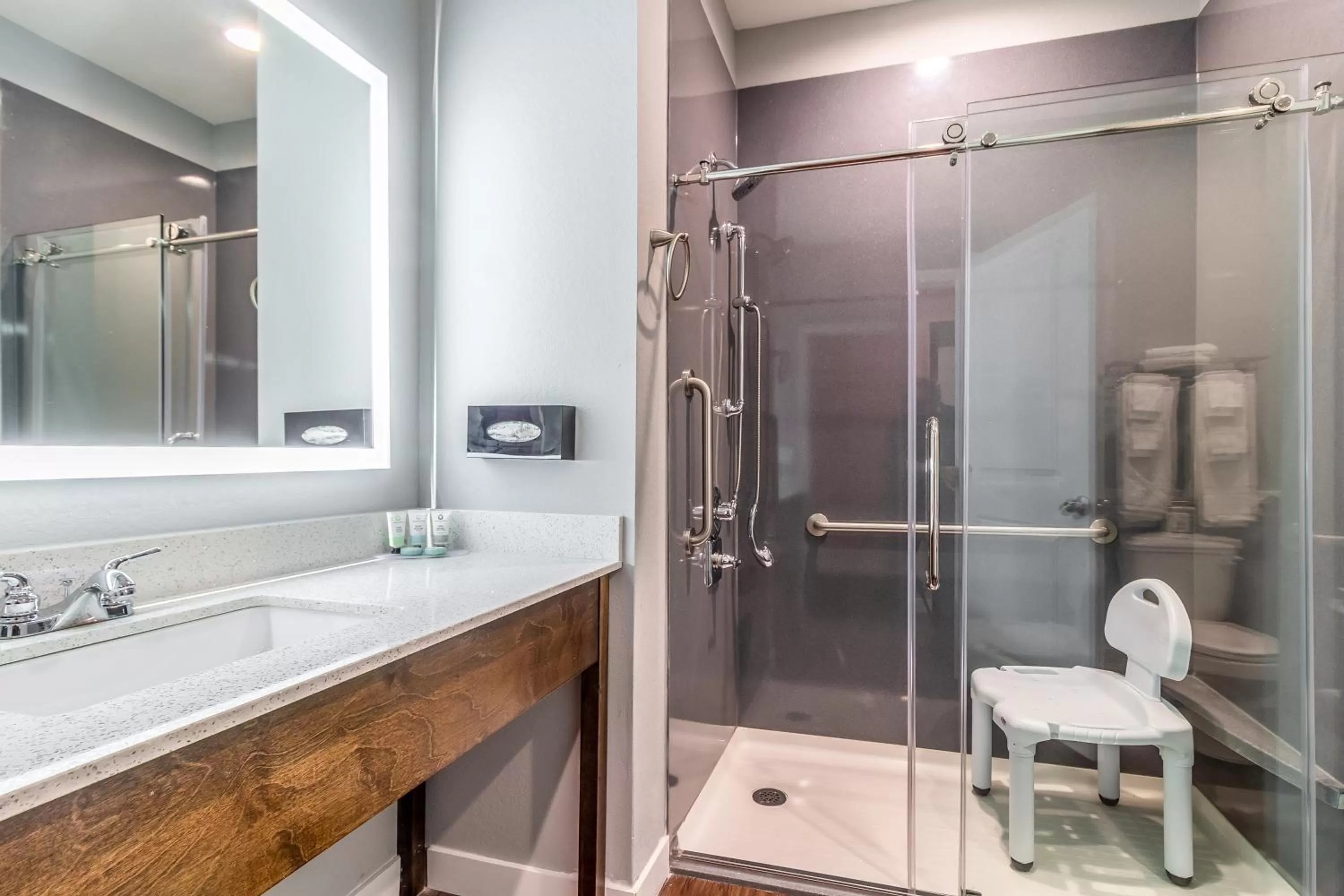 Bathroom in Scottish Inns & Suites Houston, TX