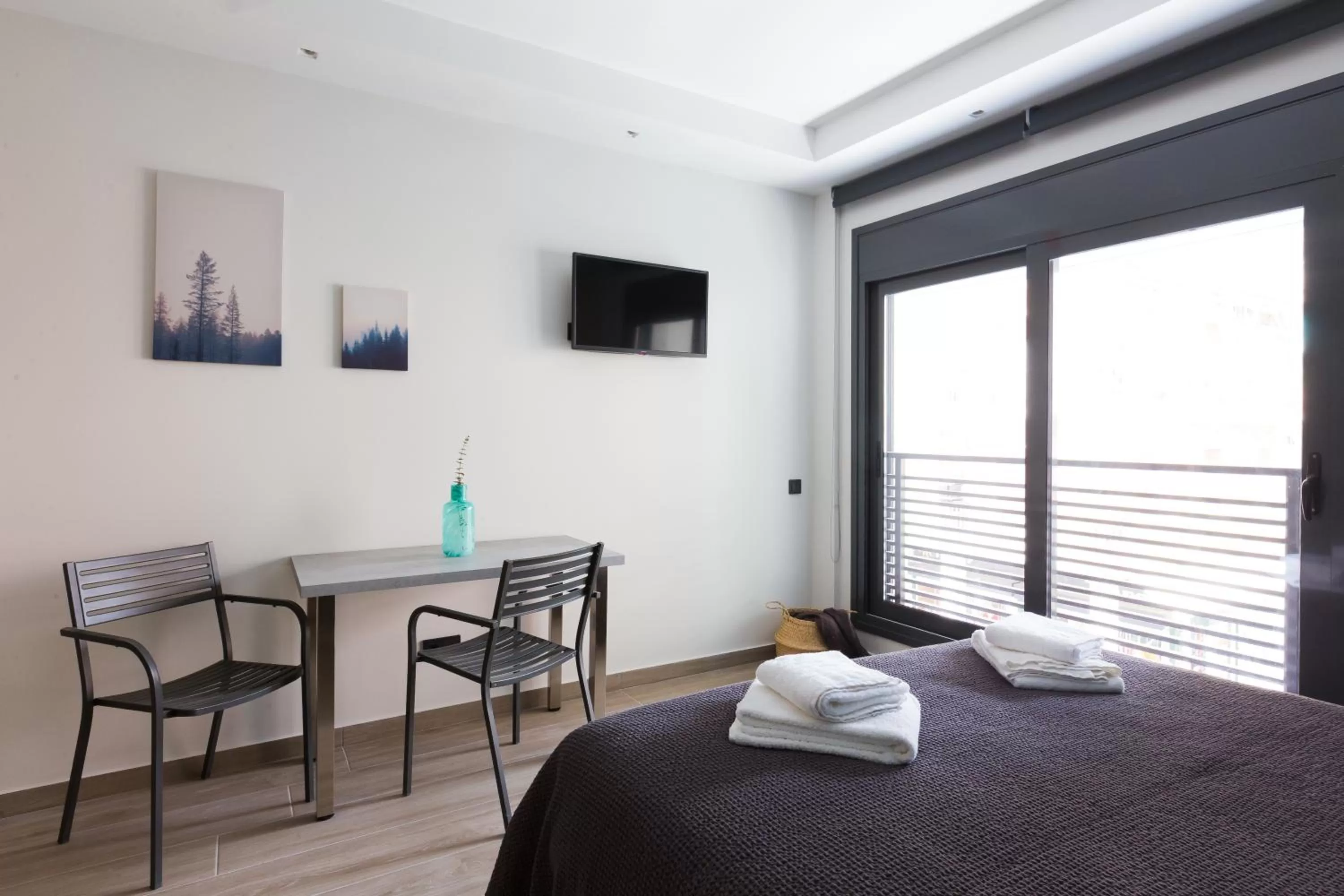 Photo of the whole room, Bed in Athenian Central Apartments