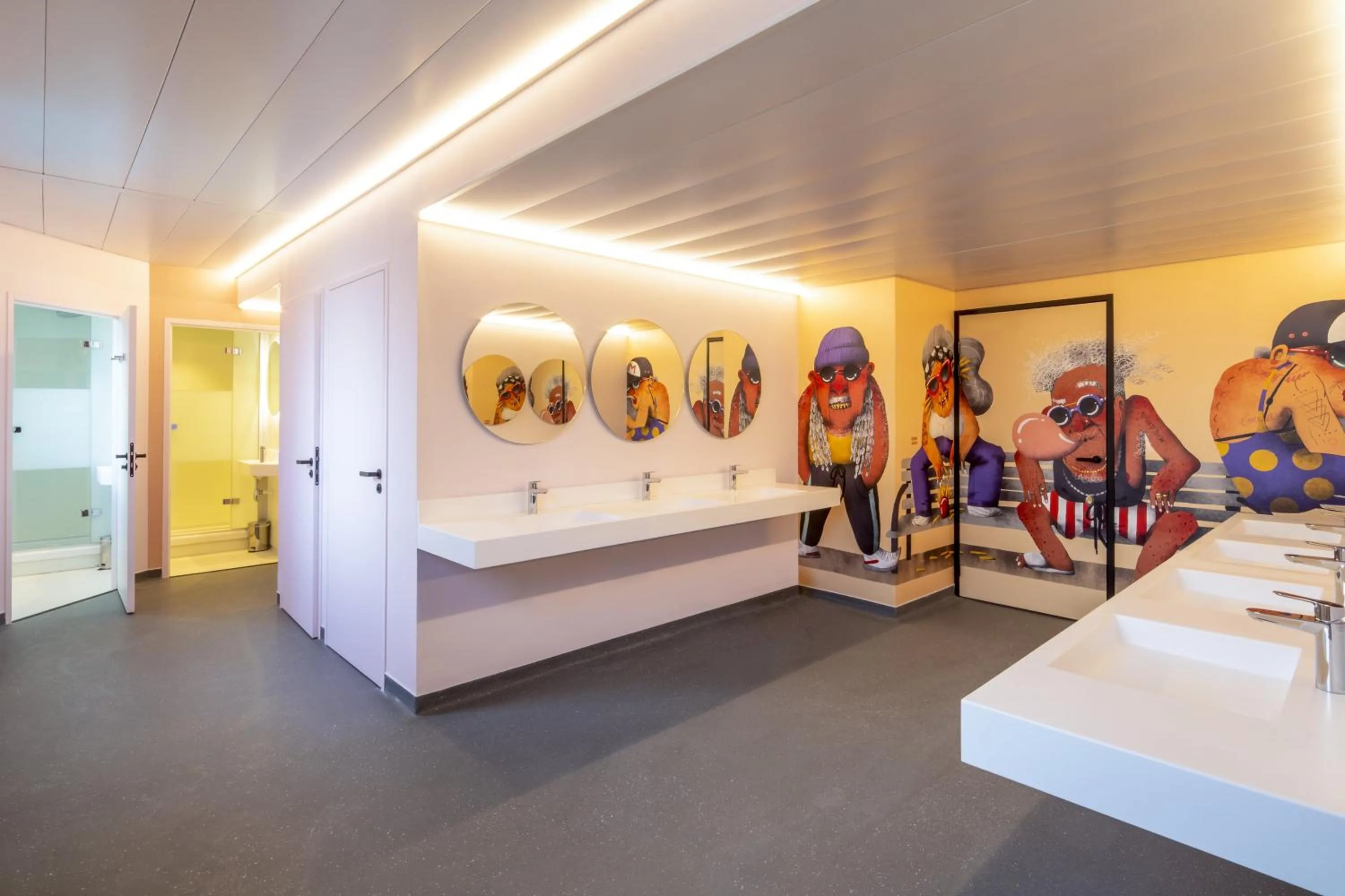 Bathroom in JO&JOE Paris Gentilly - Auberge de Jeunesse