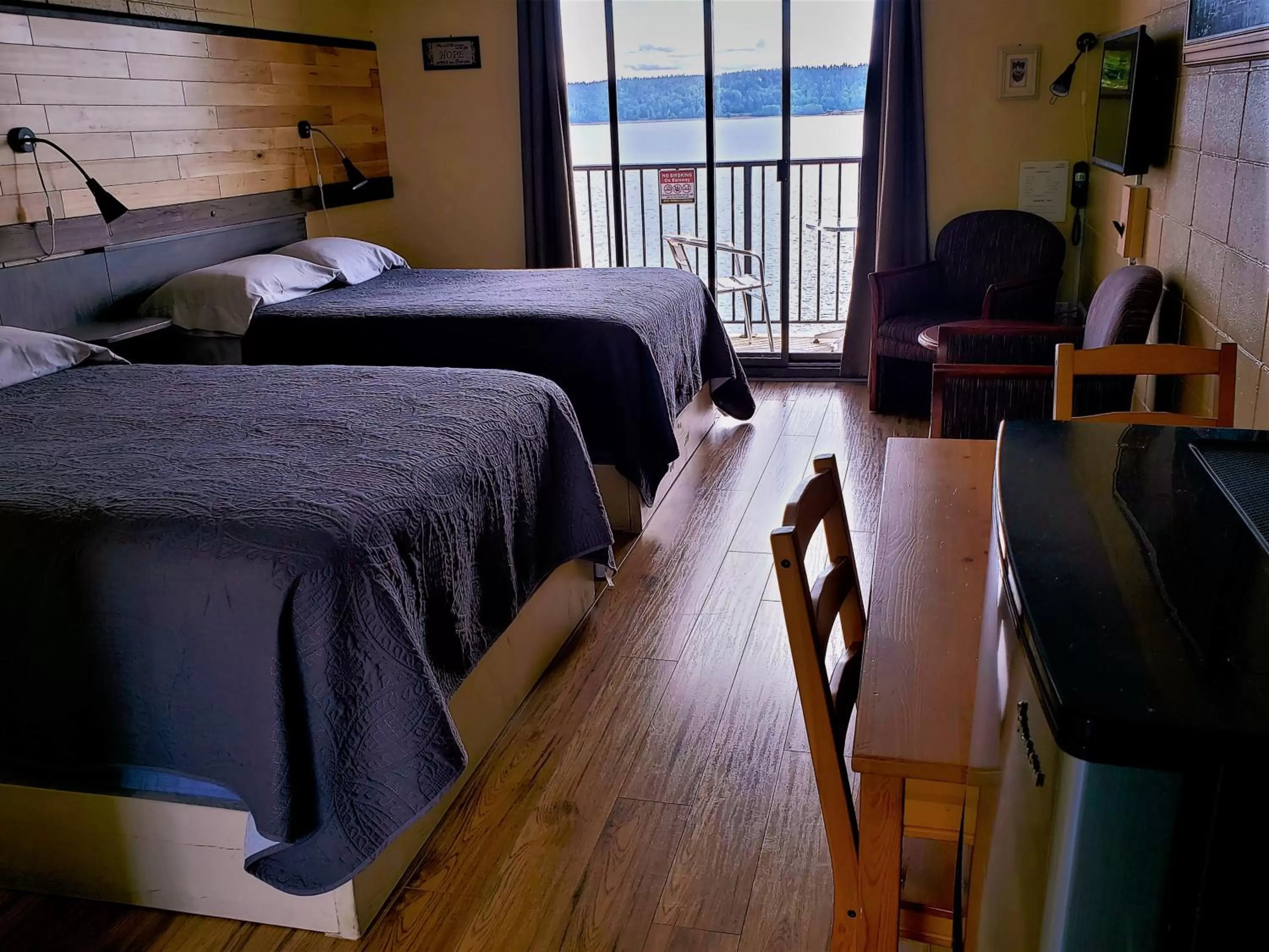 Bed in Above Tide Motel