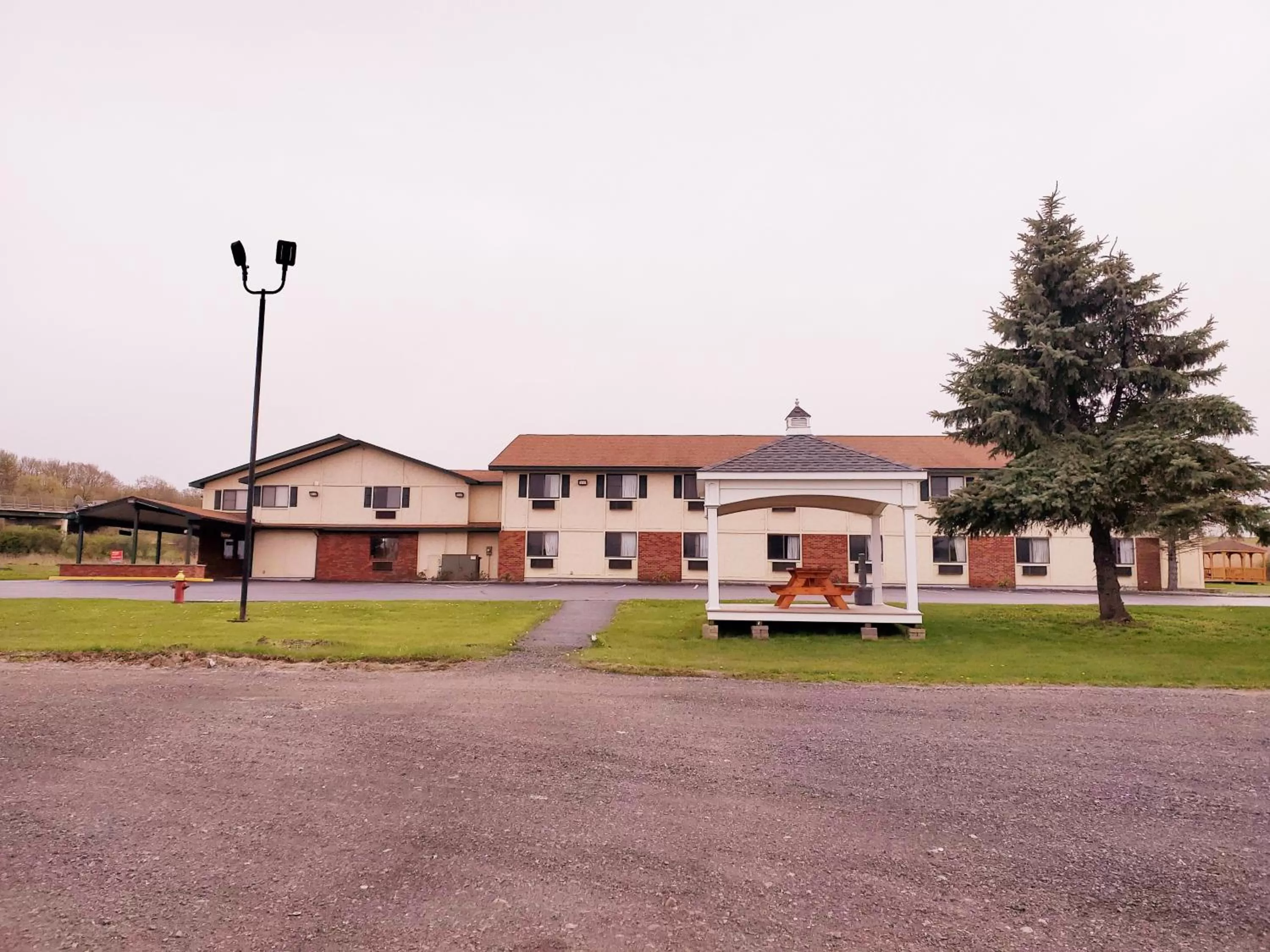 Area and facilities in Super 8 by Wyndham Amsterdam