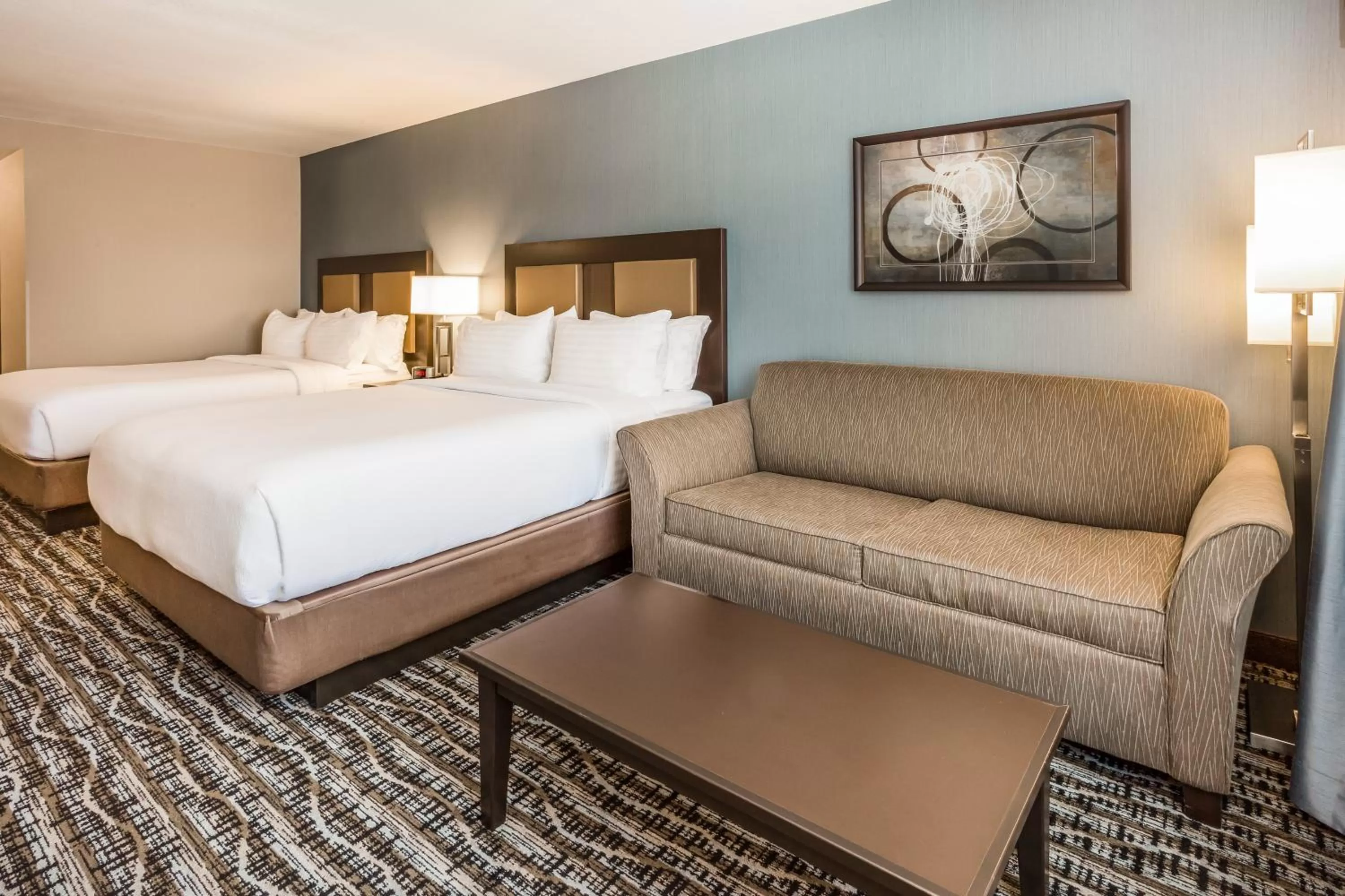 Photo of the whole room, Bed in Holiday Inn South Jordan - SLC South by IHG