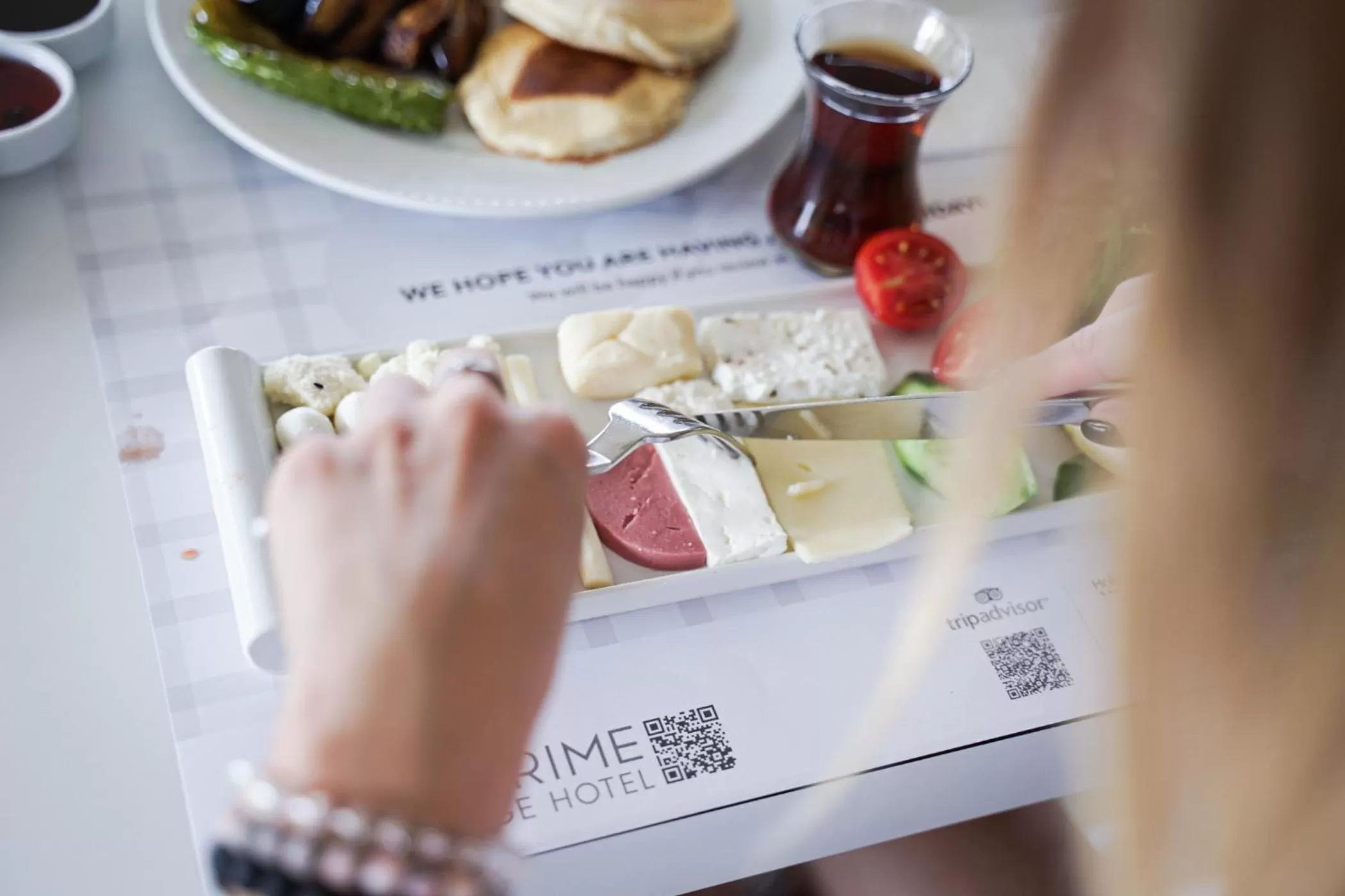 Food in Sunprime C-Lounge - Adult Only