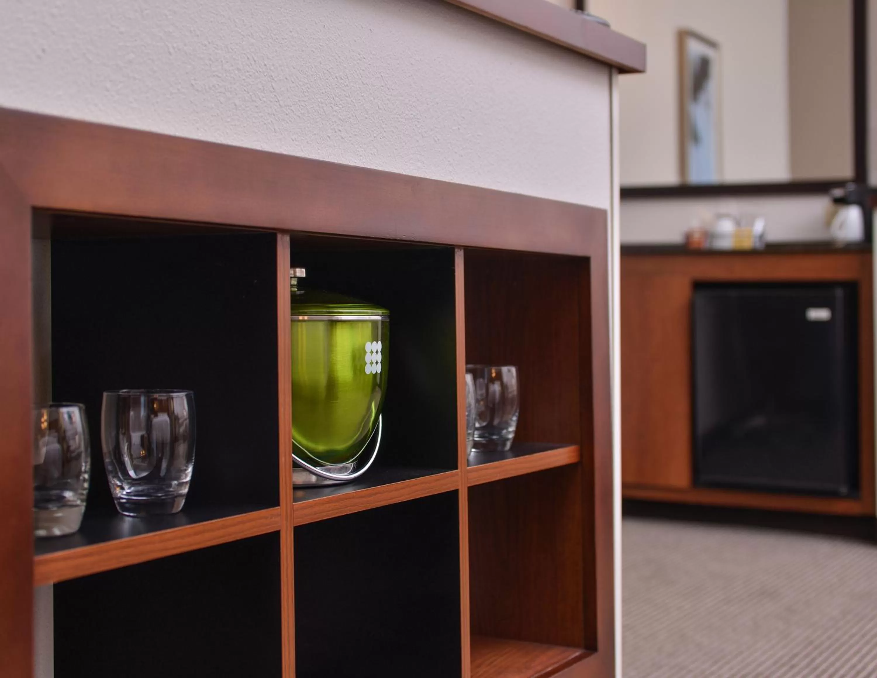 Queen Room with Two Queen Beds and Roll-In Shower - Disability Access in Hyatt Place Garden City