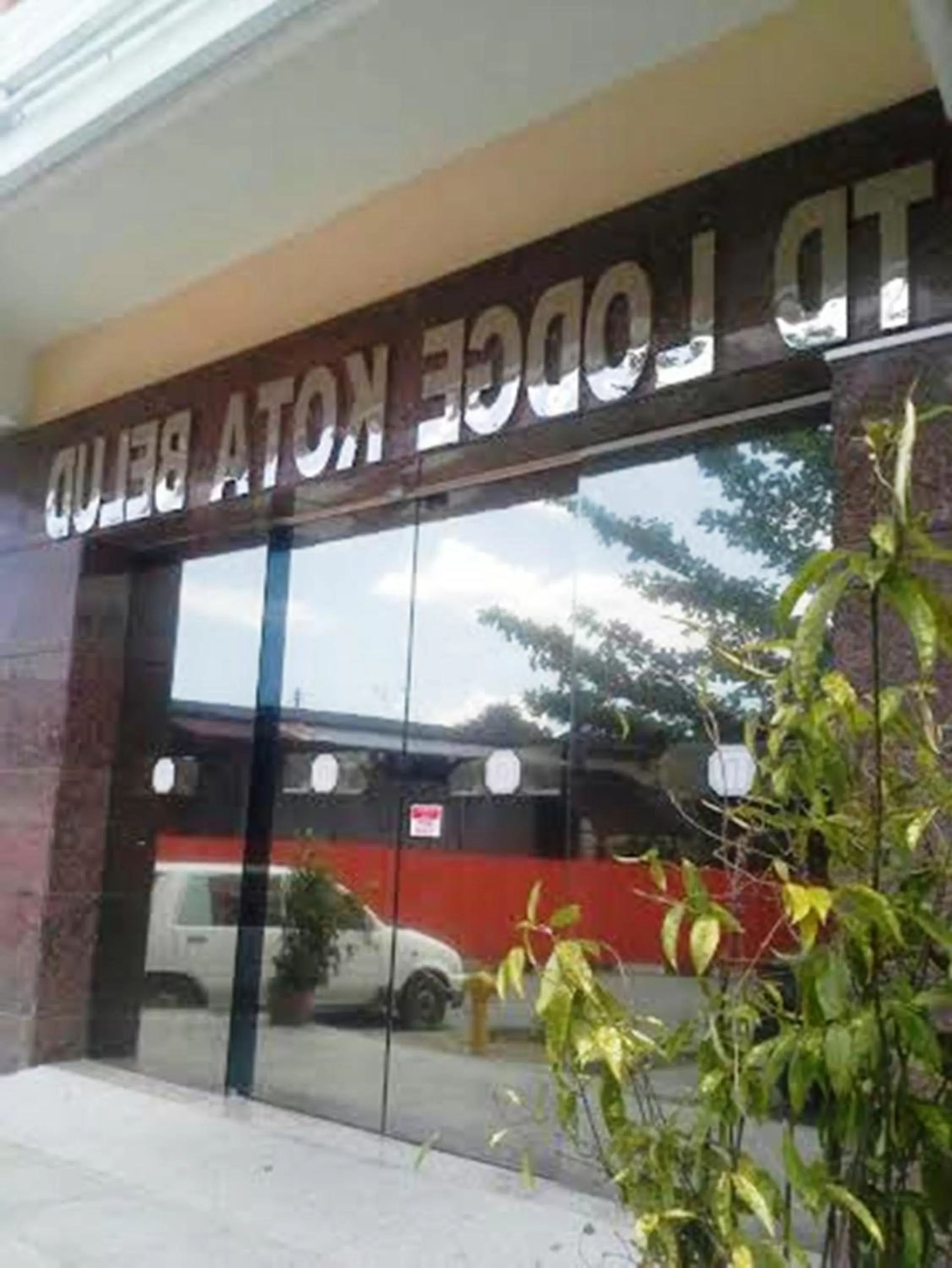 Facade/entrance in TD Lodge Kota Belud
