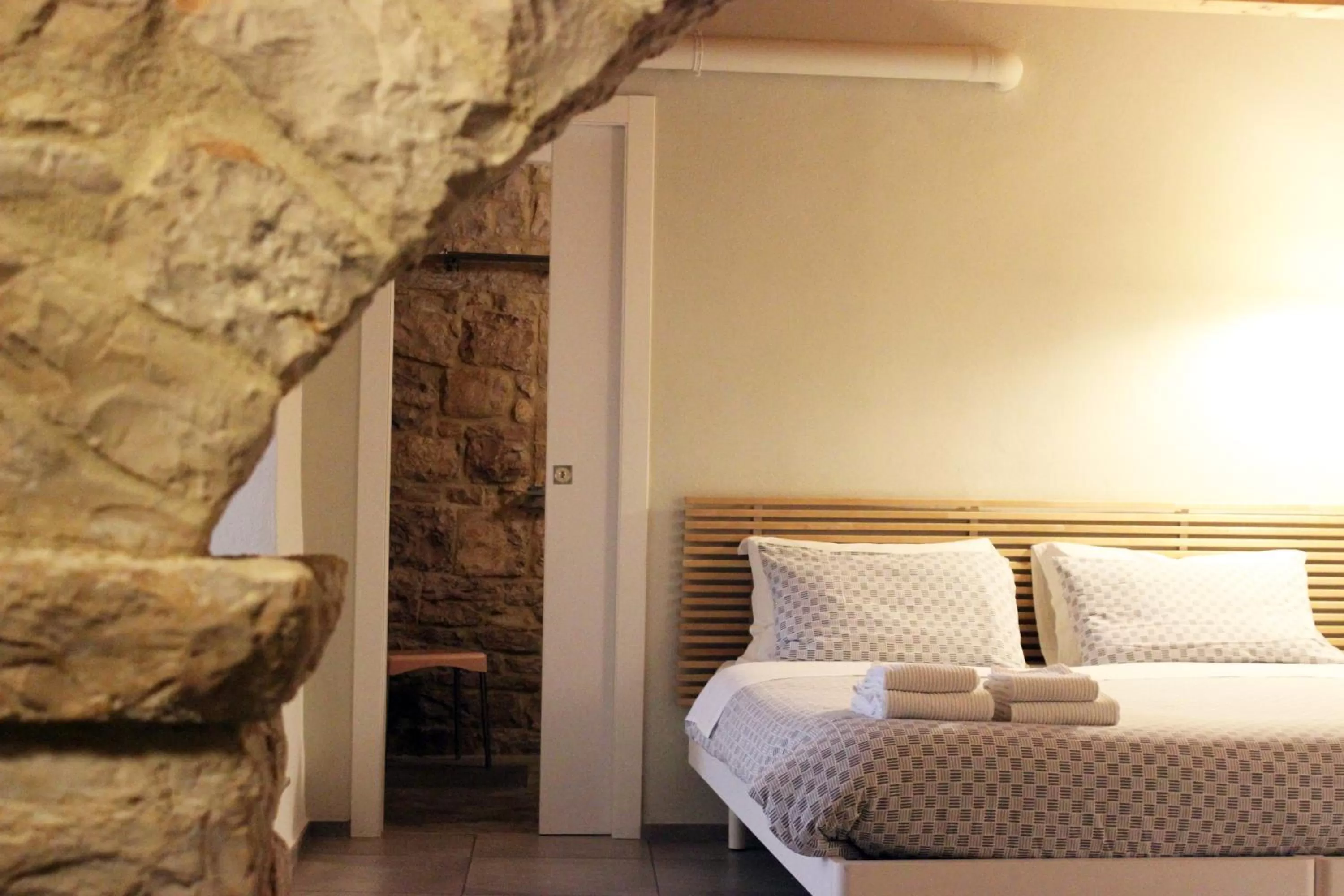 Bedroom, Bed in Albertario