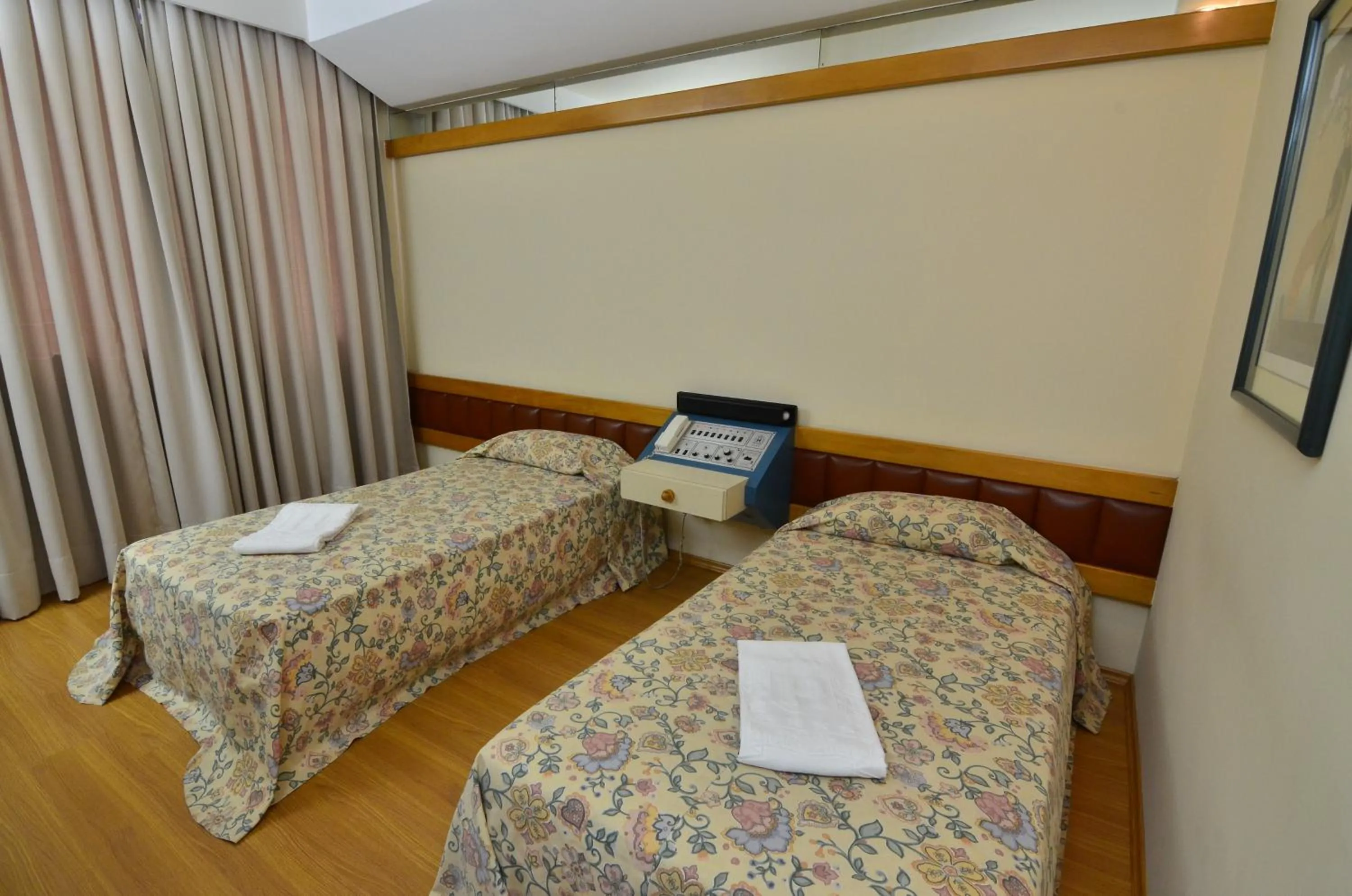 Standard Twin Room - single occupancy in Hotel Gran Corona